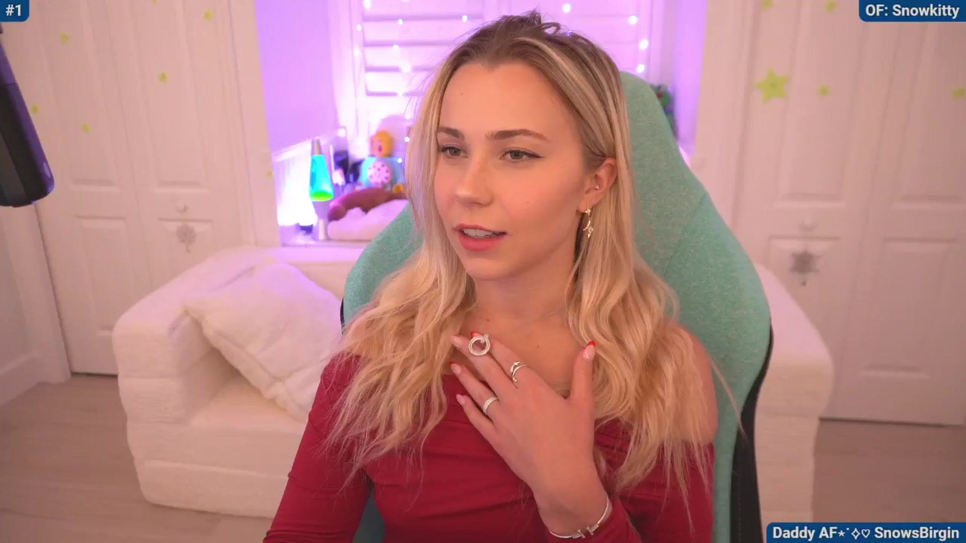 Gallery image thumbnail from Snowkitty's myfreecams stream on, 06/24/2024, 04:57 image 4 of 20