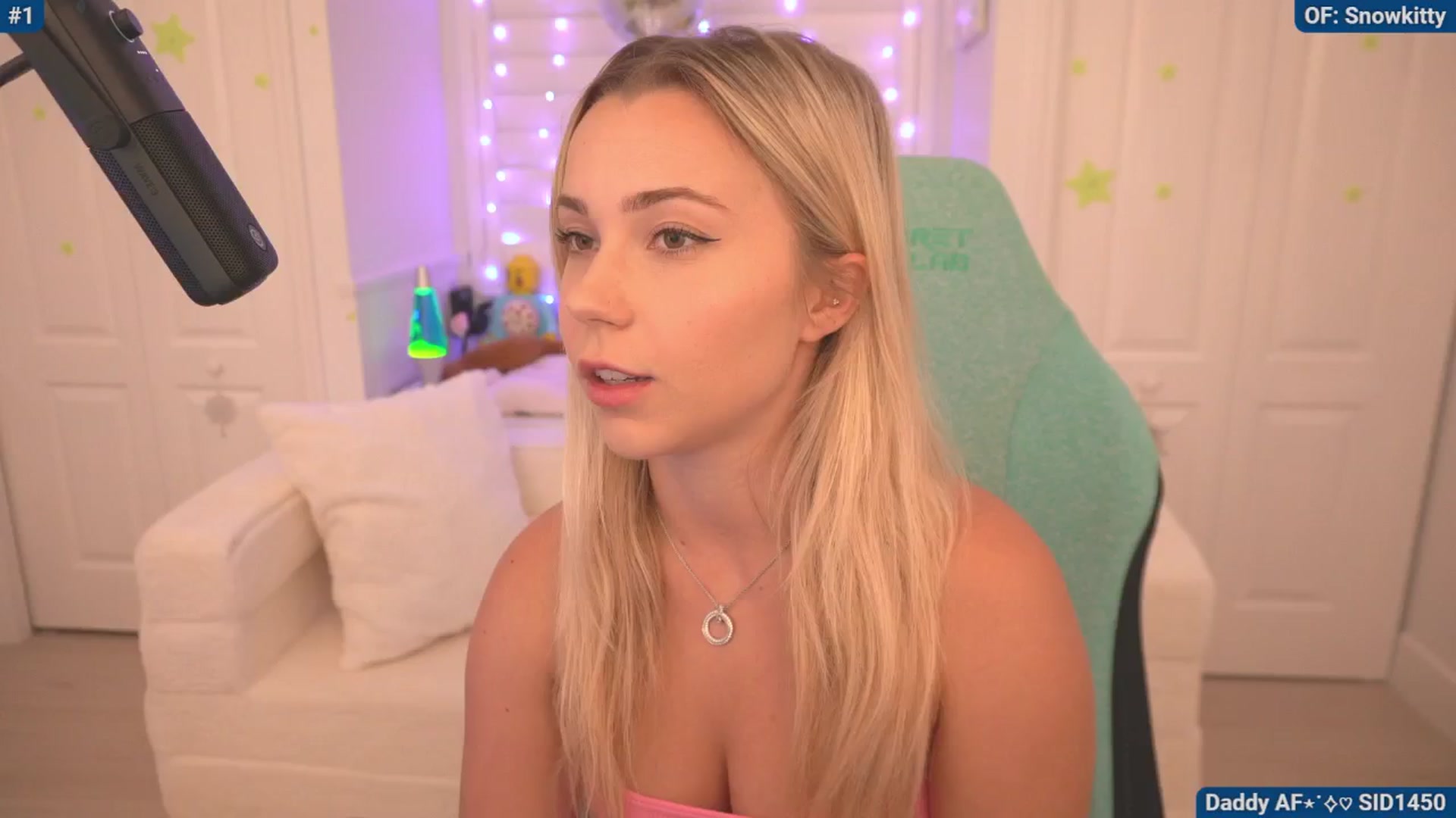 Gallery image thumbnail from Snowkitty's myfreecams stream on, 06/28/2024, 01:53 image 6 of 20
