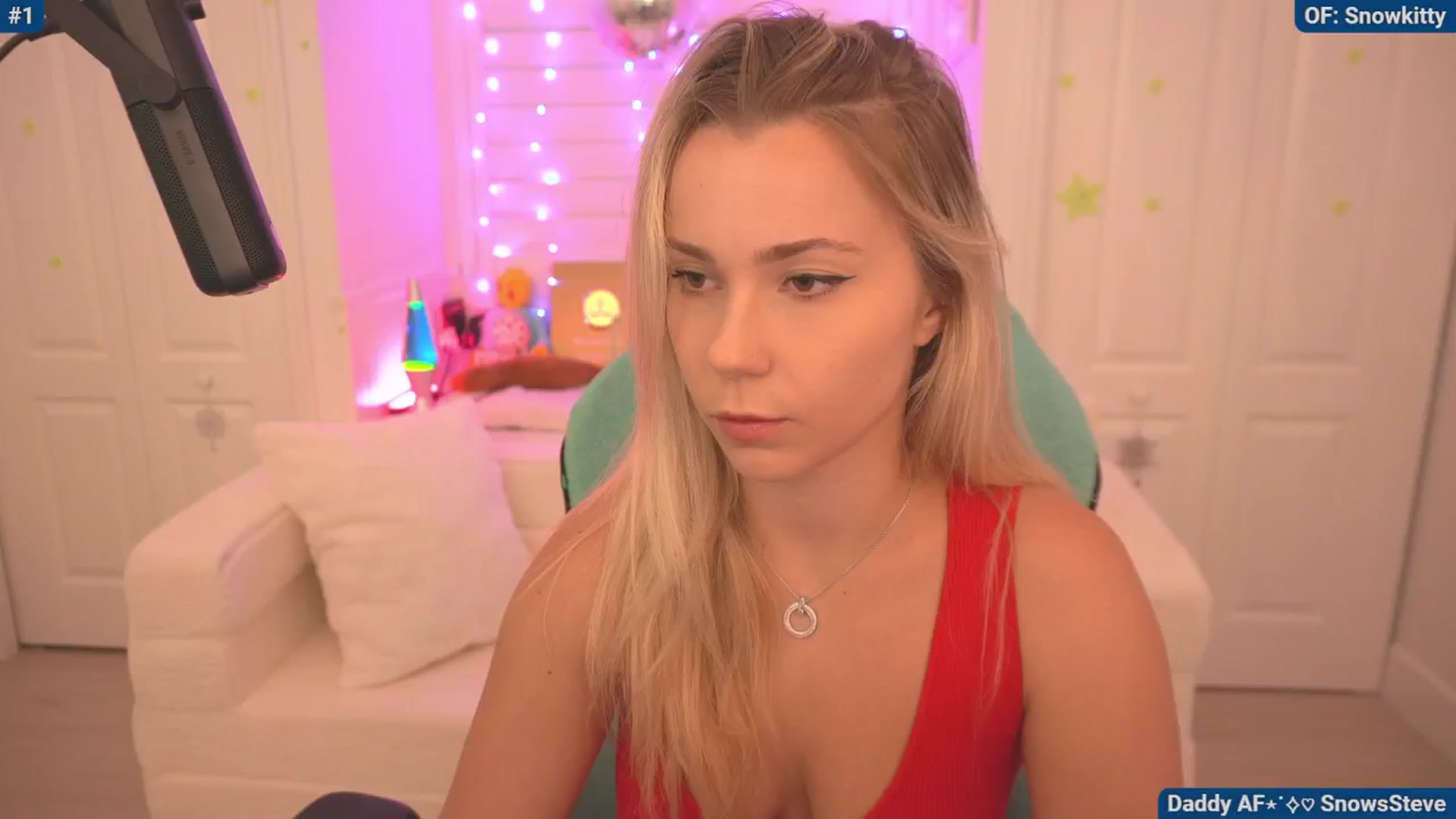 Gallery image thumbnail from Snowkitty's myfreecams stream on, 06/29/2024, 03:23 image 1 of 20