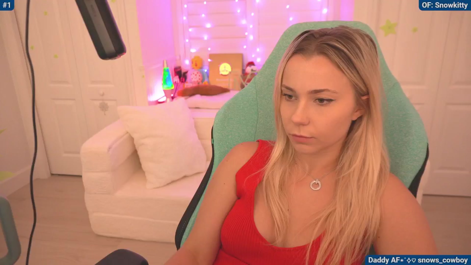 Gallery image thumbnail from Snowkitty's myfreecams stream on, 06/29/2024, 03:23 image 15 of 20
