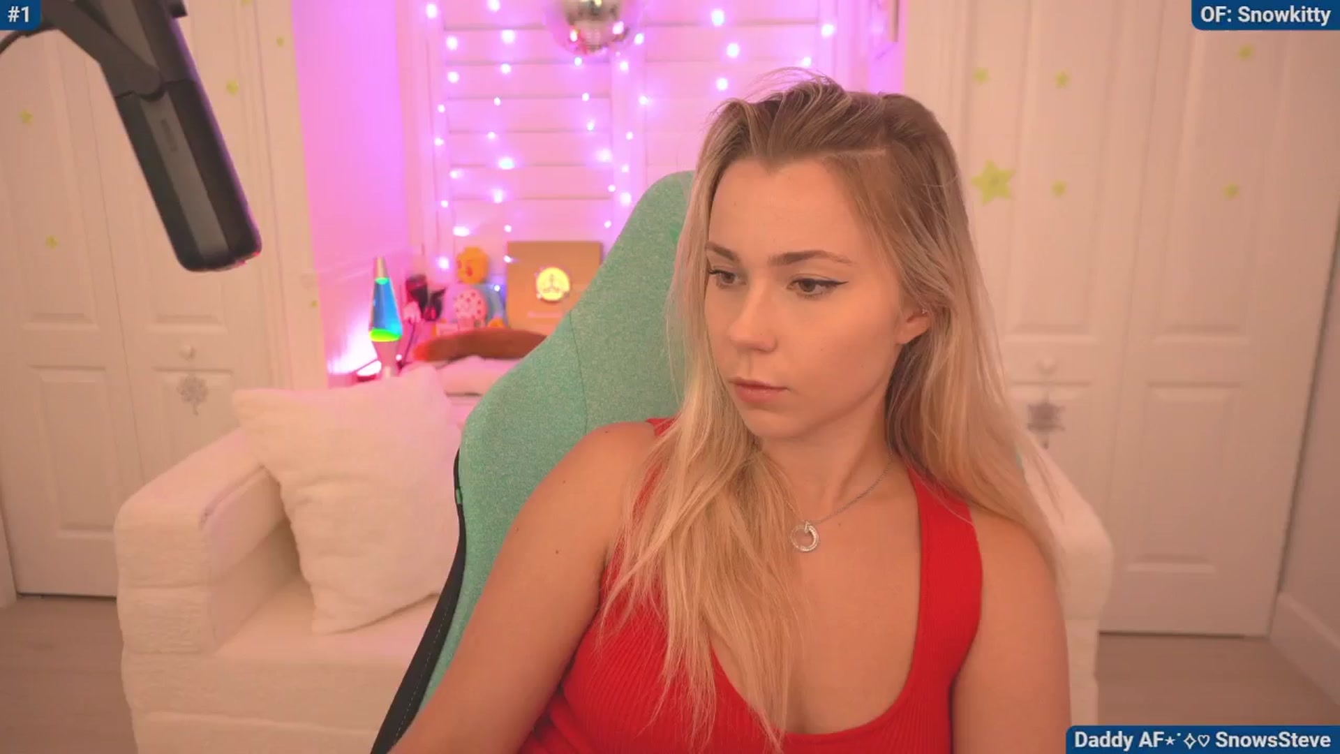 Gallery image thumbnail from Snowkitty's myfreecams stream on, 06/29/2024, 03:23 image 3 of 20