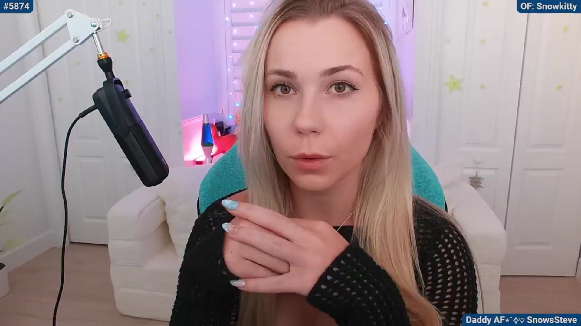 Gallery image thumbnail from Snowkitty's myfreecams stream on, 07/07/2024, 05:02 image 6 of 20
