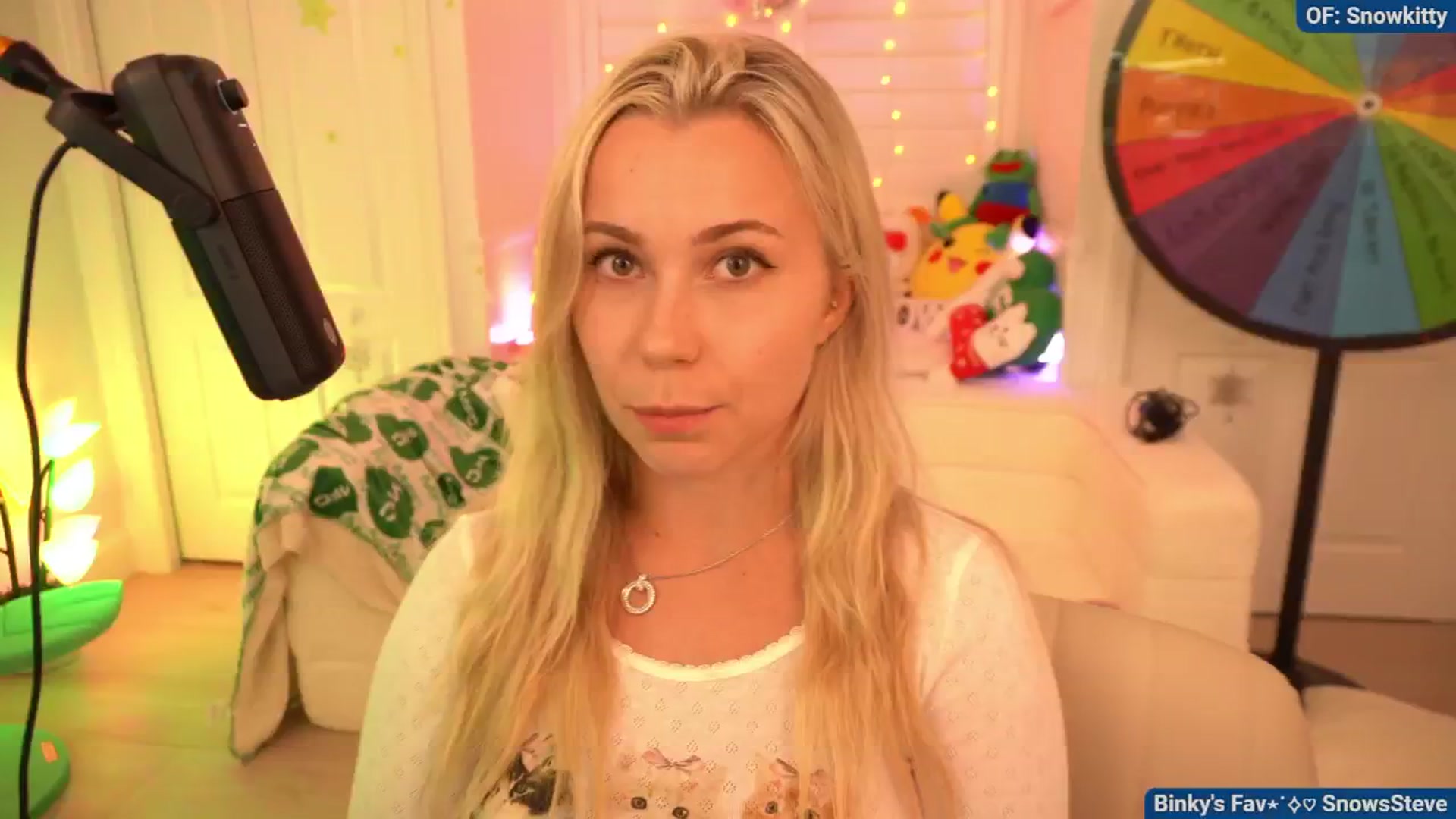 Gallery image thumbnail from Snowkitty's myfreecams stream on, 08/08/2024, 03:53 image 14 of 20