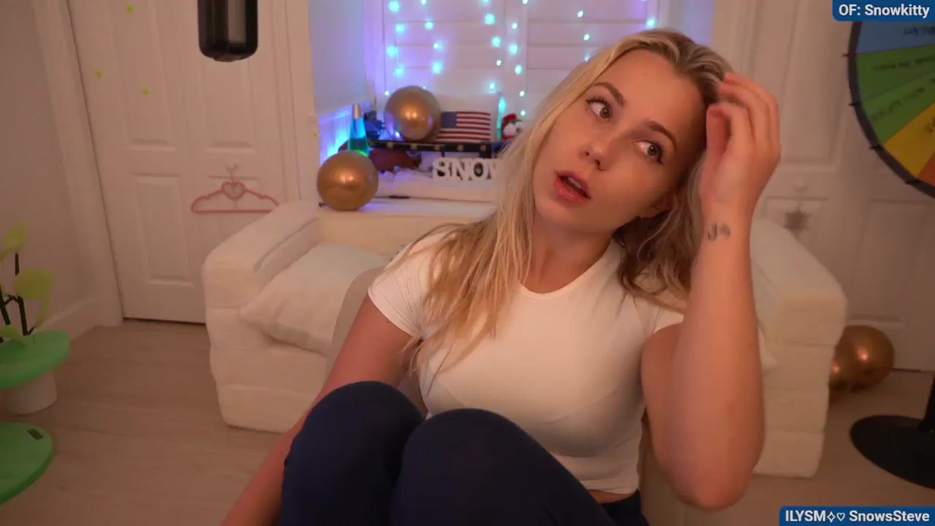 Gallery image thumbnail from Snowkitty's myfreecams stream on, 08/27/2024, 03:10 image 4 of 20