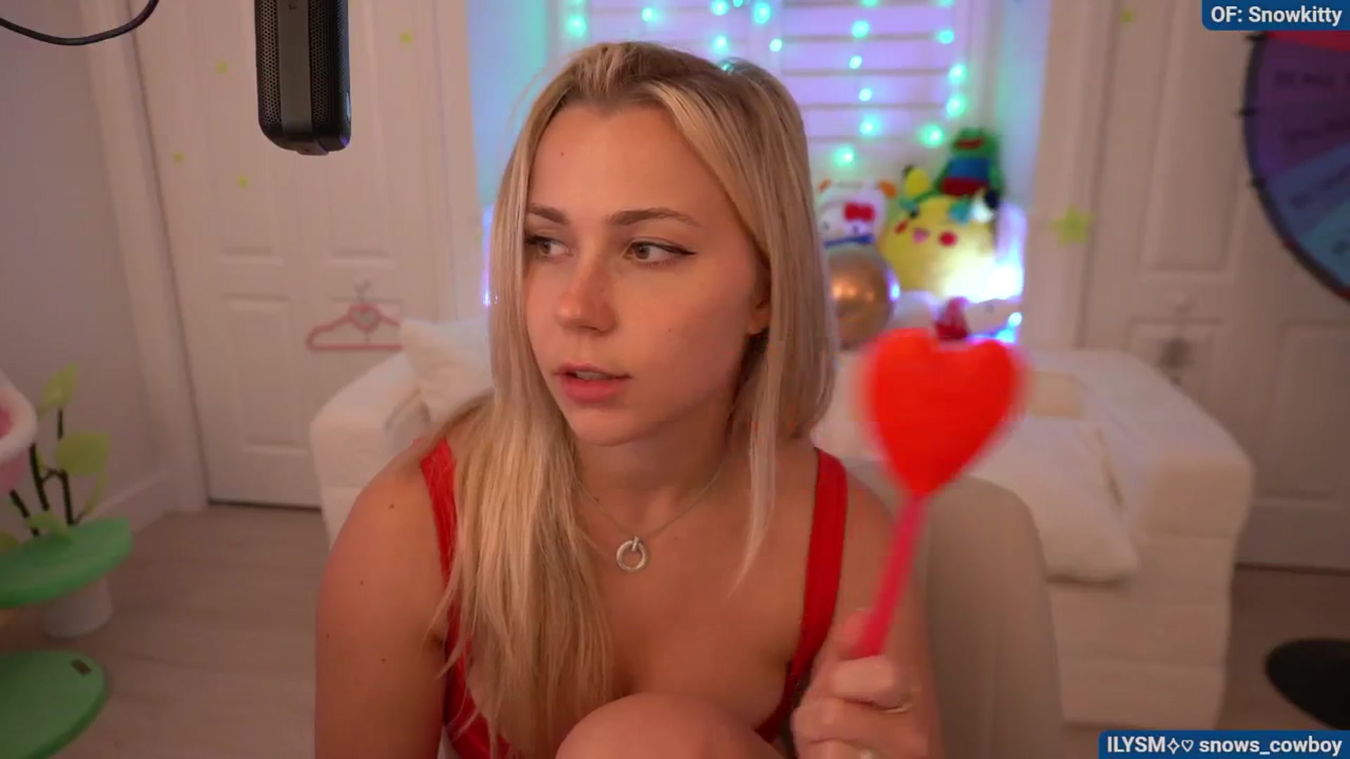 Gallery image thumbnail from Snowkitty's myfreecams stream on, 08/29/2024, 05:40 image 19 of 20