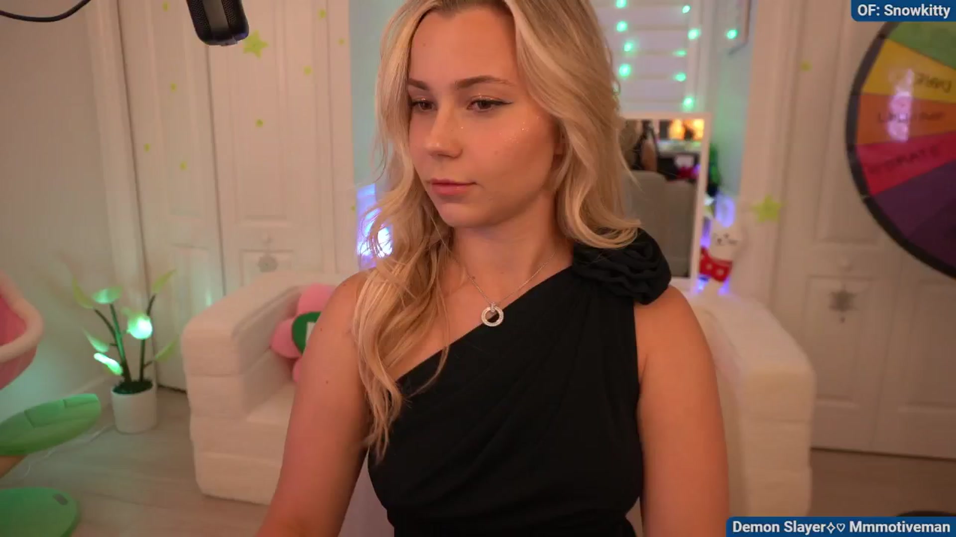Gallery image thumbnail from Snowkitty's myfreecams stream on, 09/02/2024, 04:57 image 3 of 20