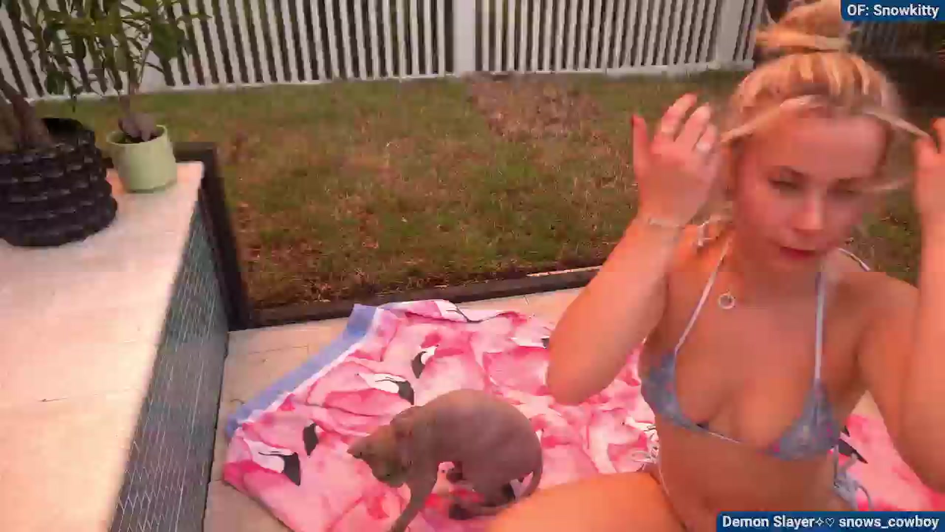 Gallery image thumbnail from Snowkitty's myfreecams stream on, 09/03/2024, 24:15 image 15 of 20