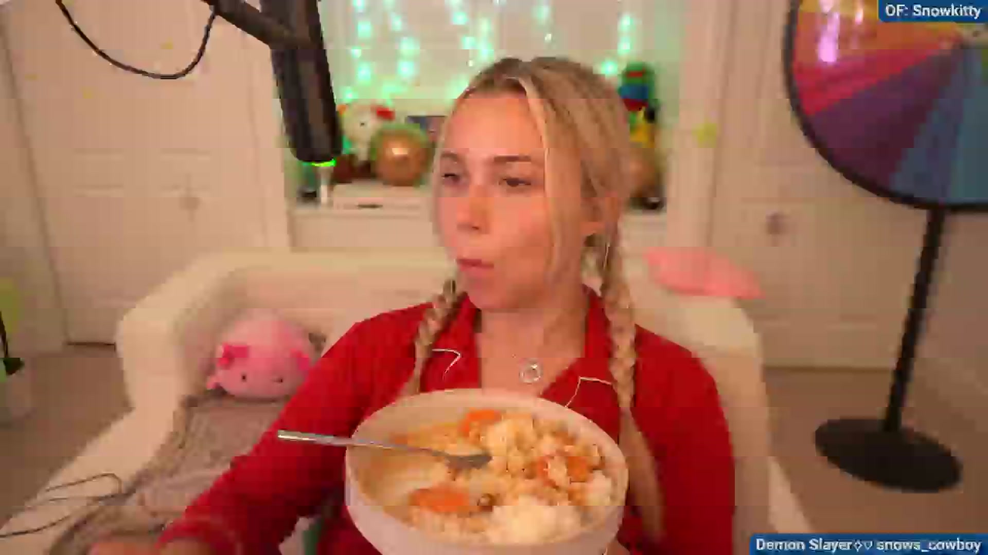 Gallery image thumbnail from Snowkitty's myfreecams stream on, 09/03/2024, 01:59 image 5 of 20