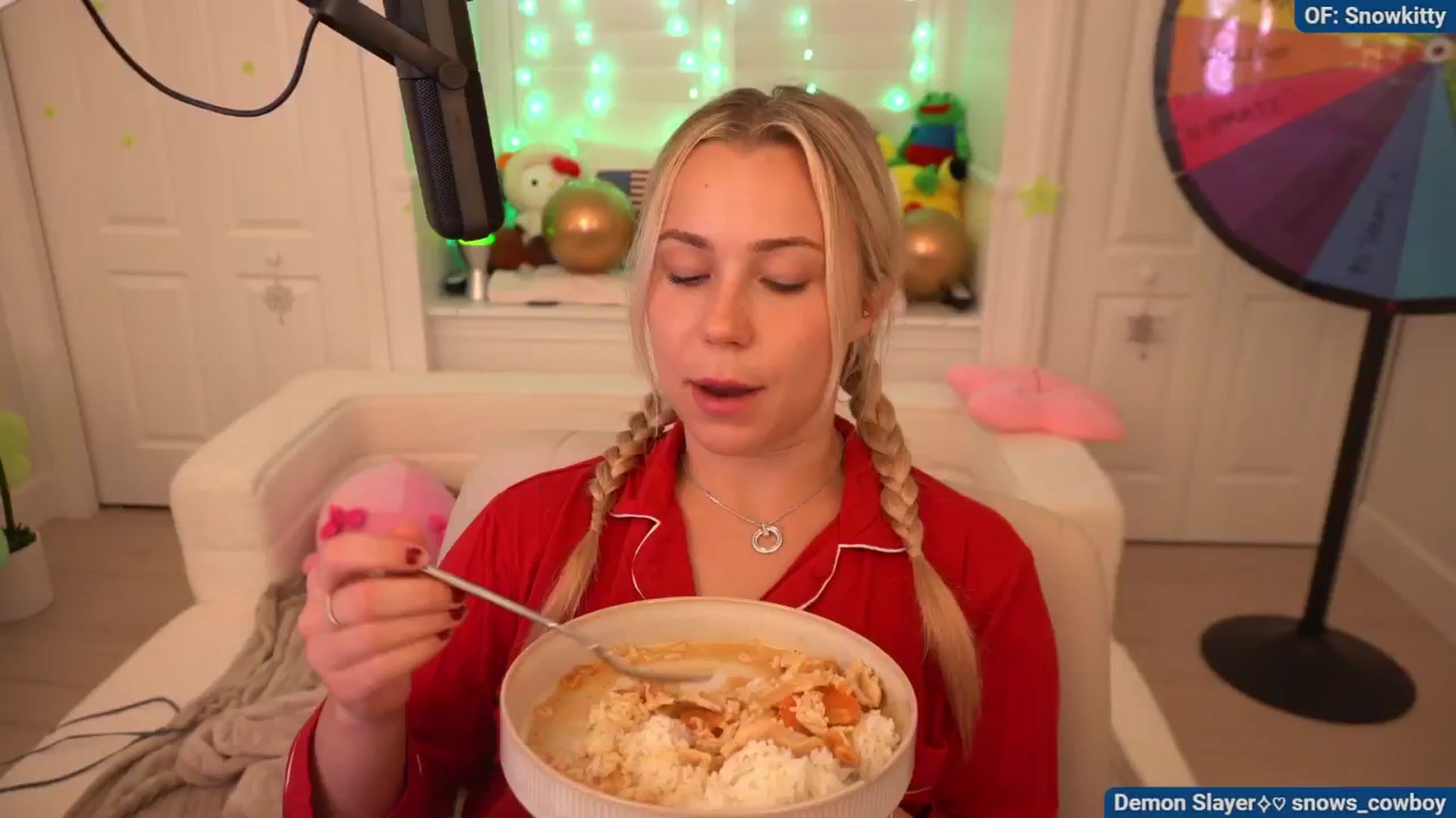 Gallery image thumbnail from Snowkitty's myfreecams stream on, 09/03/2024, 01:59 image 7 of 20