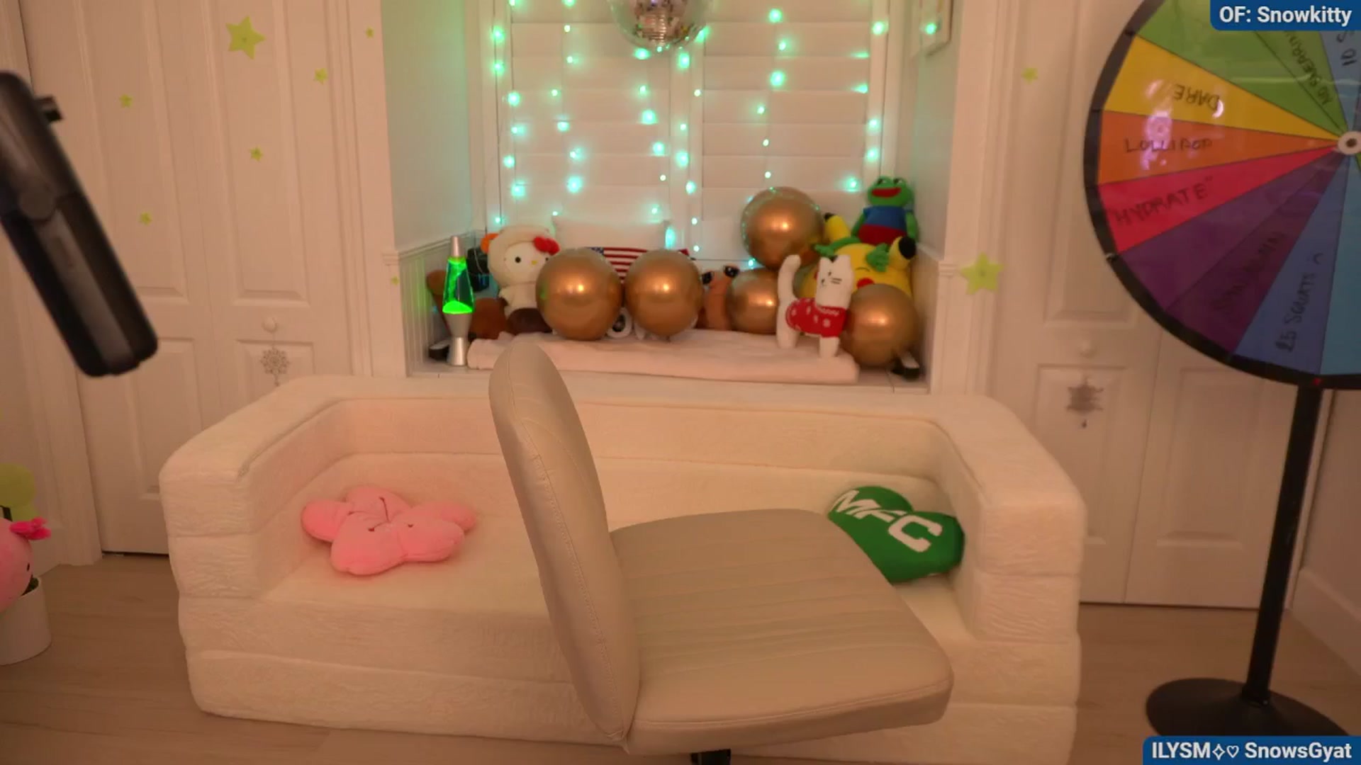 Gallery image thumbnail from Snowkitty's myfreecams stream on, 09/04/2024, 03:02 image 9 of 20