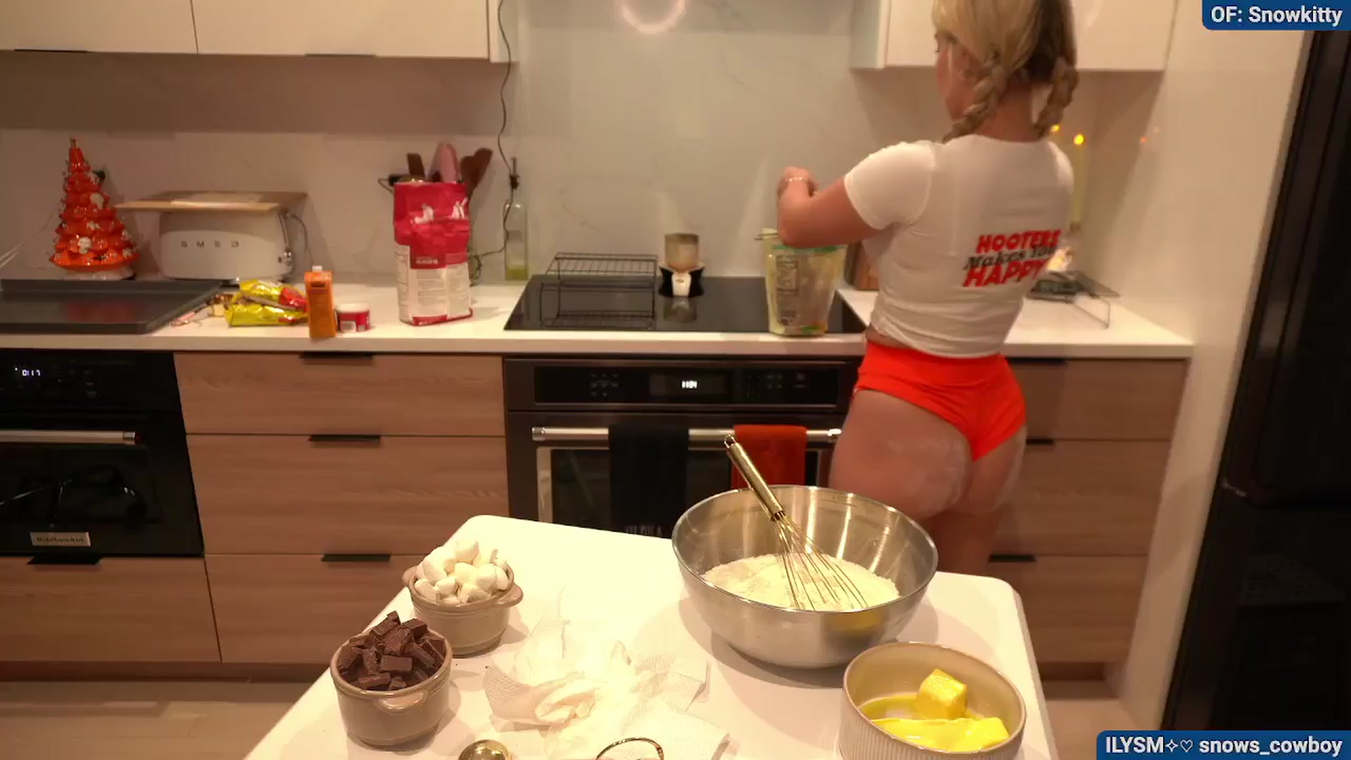 Gallery image thumbnail from Snowkitty's myfreecams stream on, 09/06/2024, 04:17 image 14 of 20