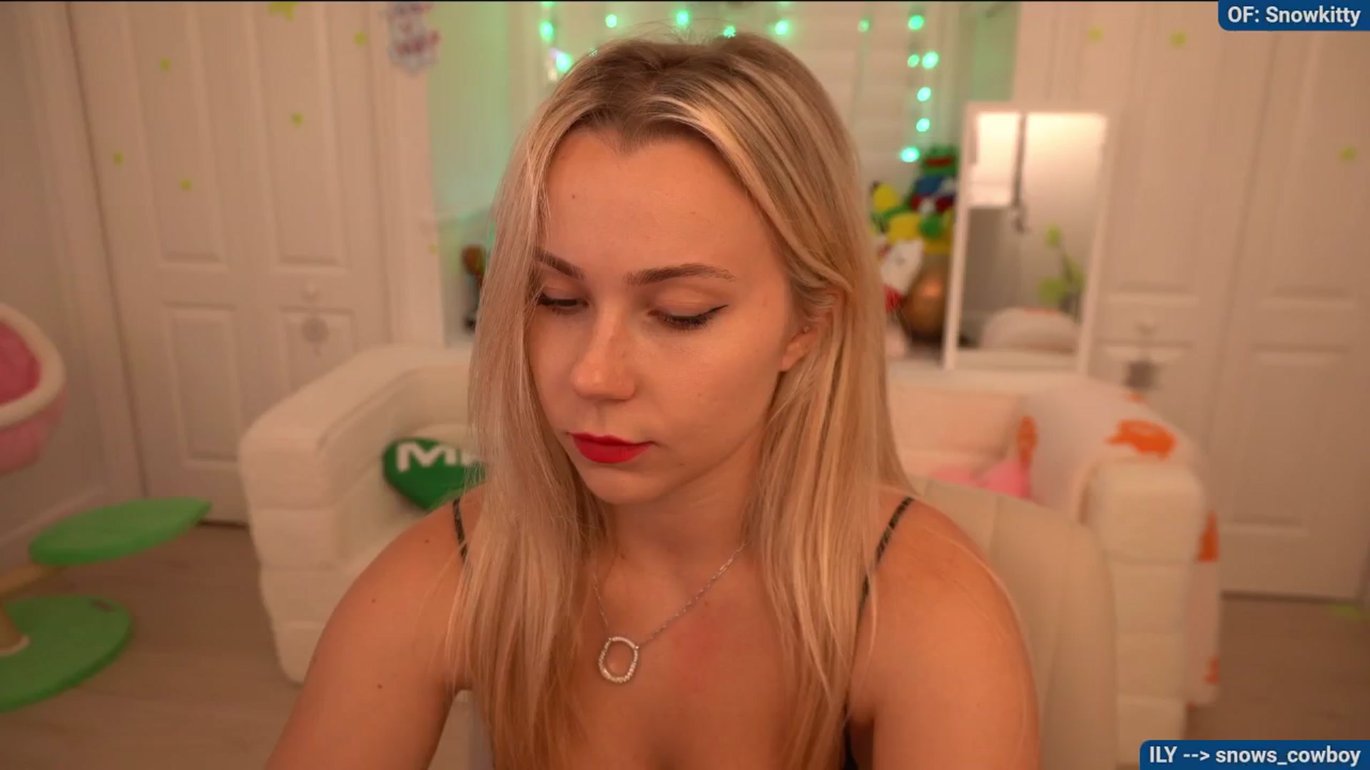 Gallery image thumbnail from Snowkitty's myfreecams stream on, 09/17/2024, 04:57 image 20 of 20
