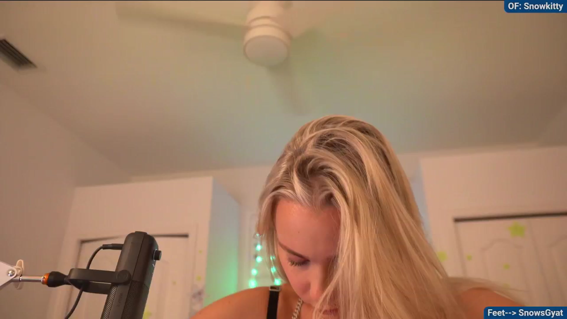 Gallery image thumbnail from Snowkitty's myfreecams stream on, 09/20/2024, 04:28 image 5 of 20