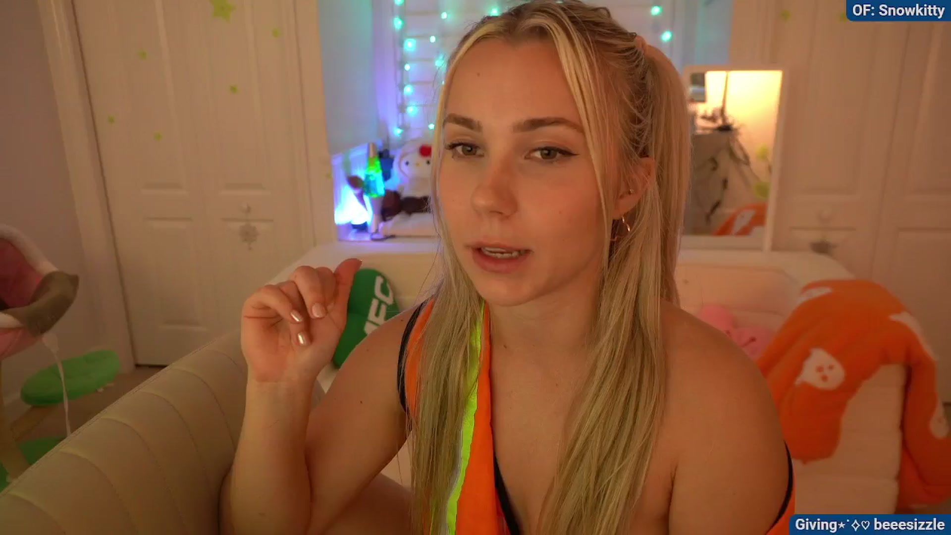 Gallery image thumbnail from Snowkitty's myfreecams stream on, 10/20/2024, 05:35 image 19 of 20