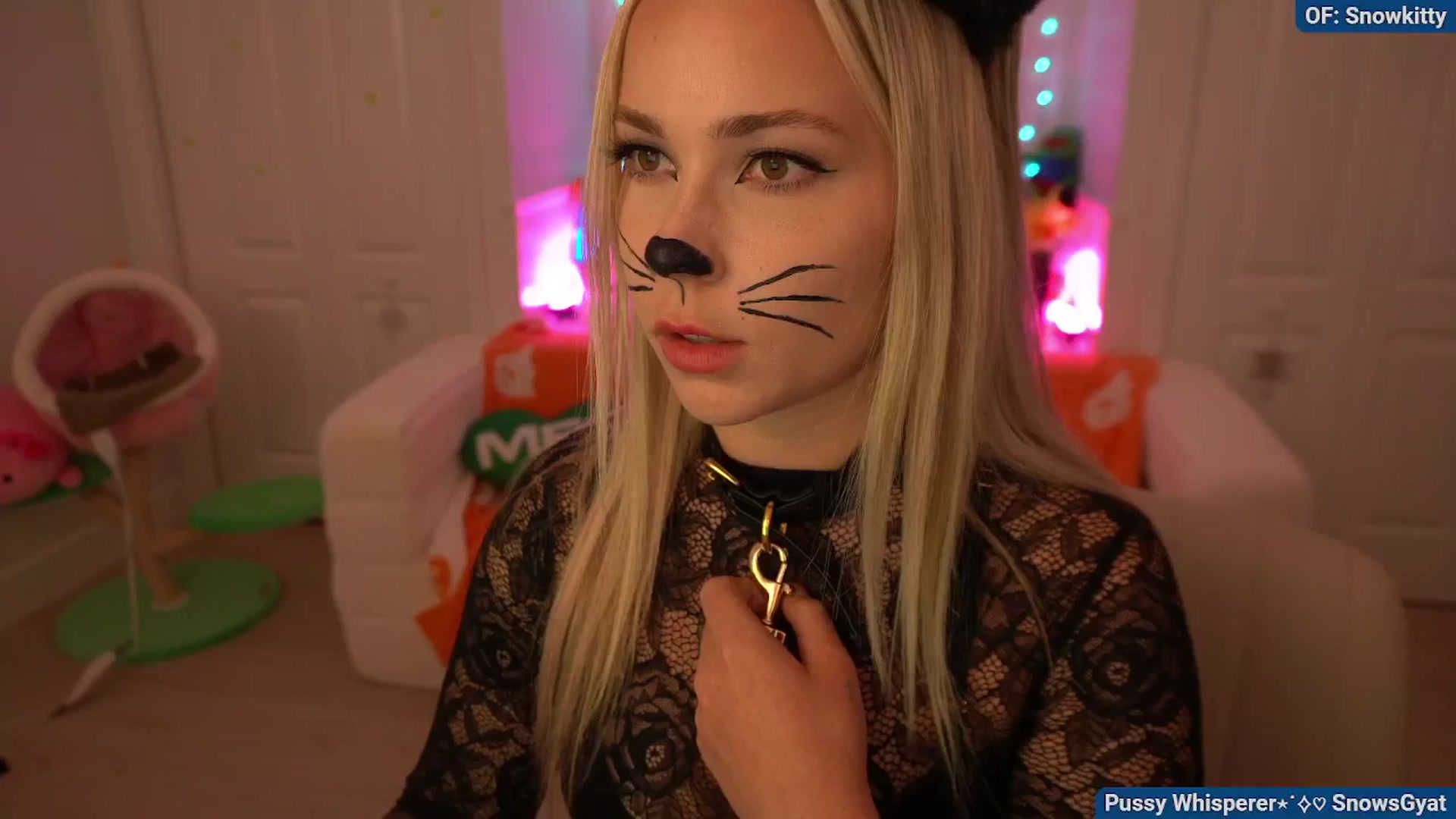 Gallery image thumbnail from Snowkitty's myfreecams stream on, 11/03/2024, 06:39 image 15 of 20