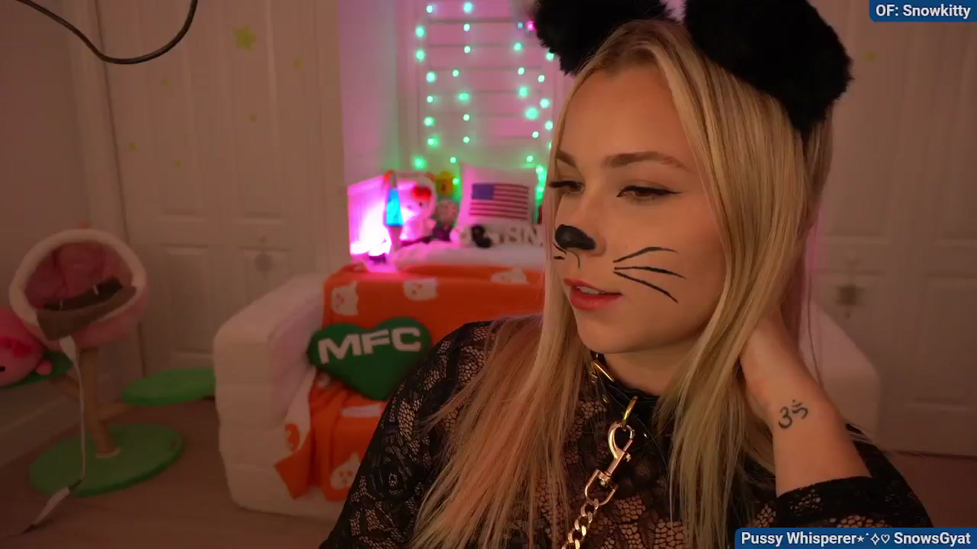 Gallery image thumbnail from Snowkitty's myfreecams stream on, 11/03/2024, 06:39 image 11 of 20