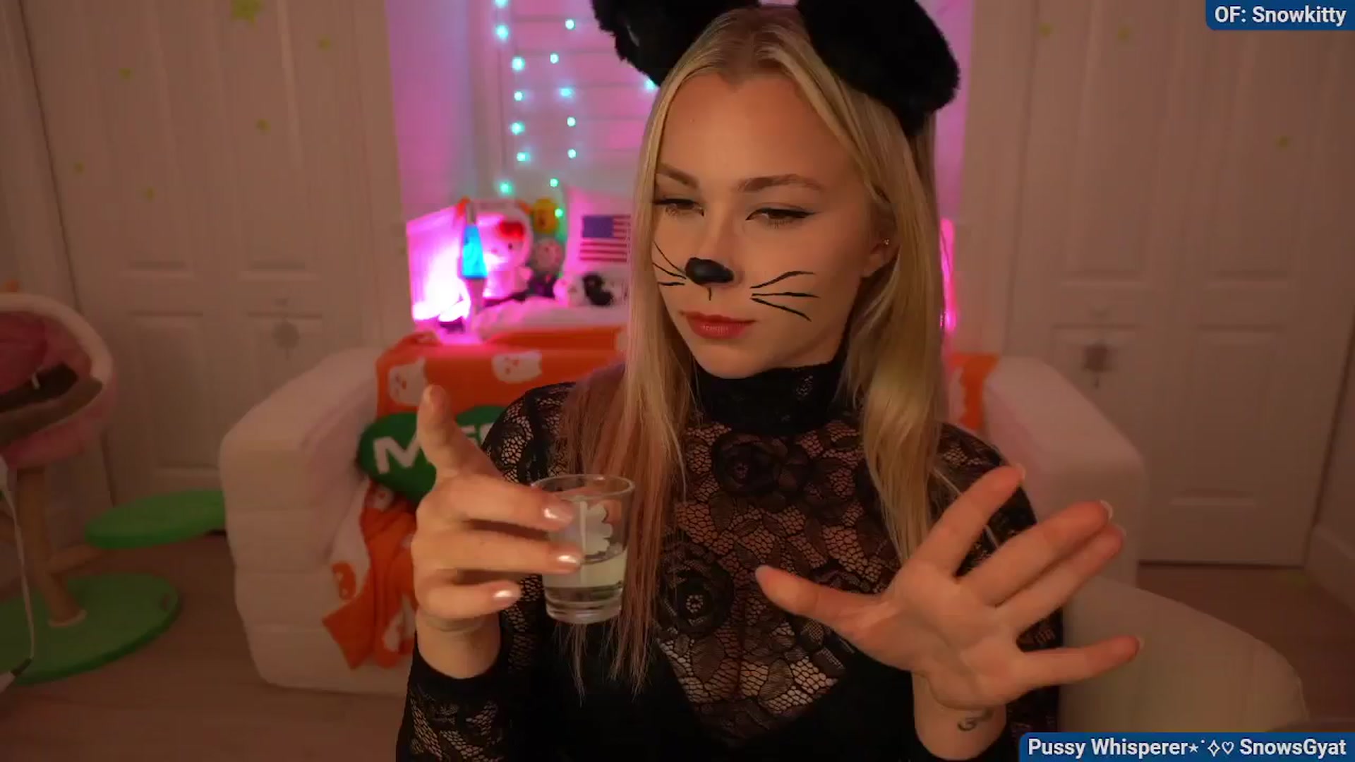 Gallery image thumbnail from Snowkitty's myfreecams stream on, 11/03/2024, 06:39 image 3 of 20
