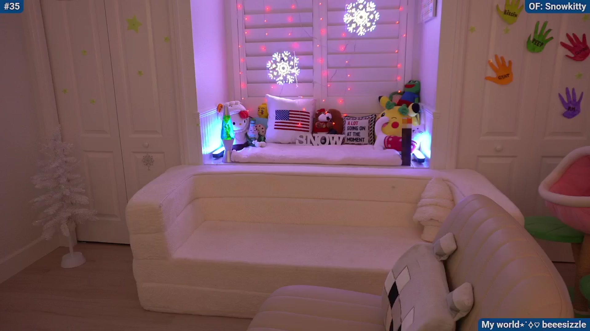 Gallery image thumbnail from Snowkitty's myfreecams stream on, 11/17/2024, 05:46 image 6 of 20