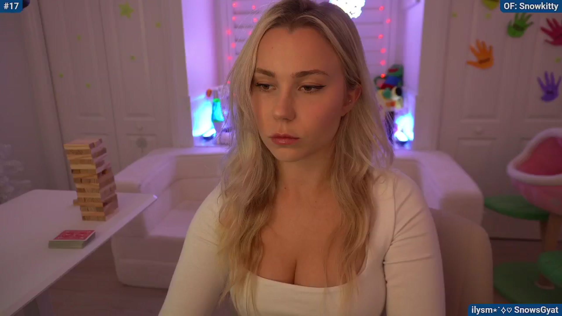 Gallery image thumbnail from Snowkitty's myfreecams stream on, 11/18/2024, 04:50 image 2 of 20