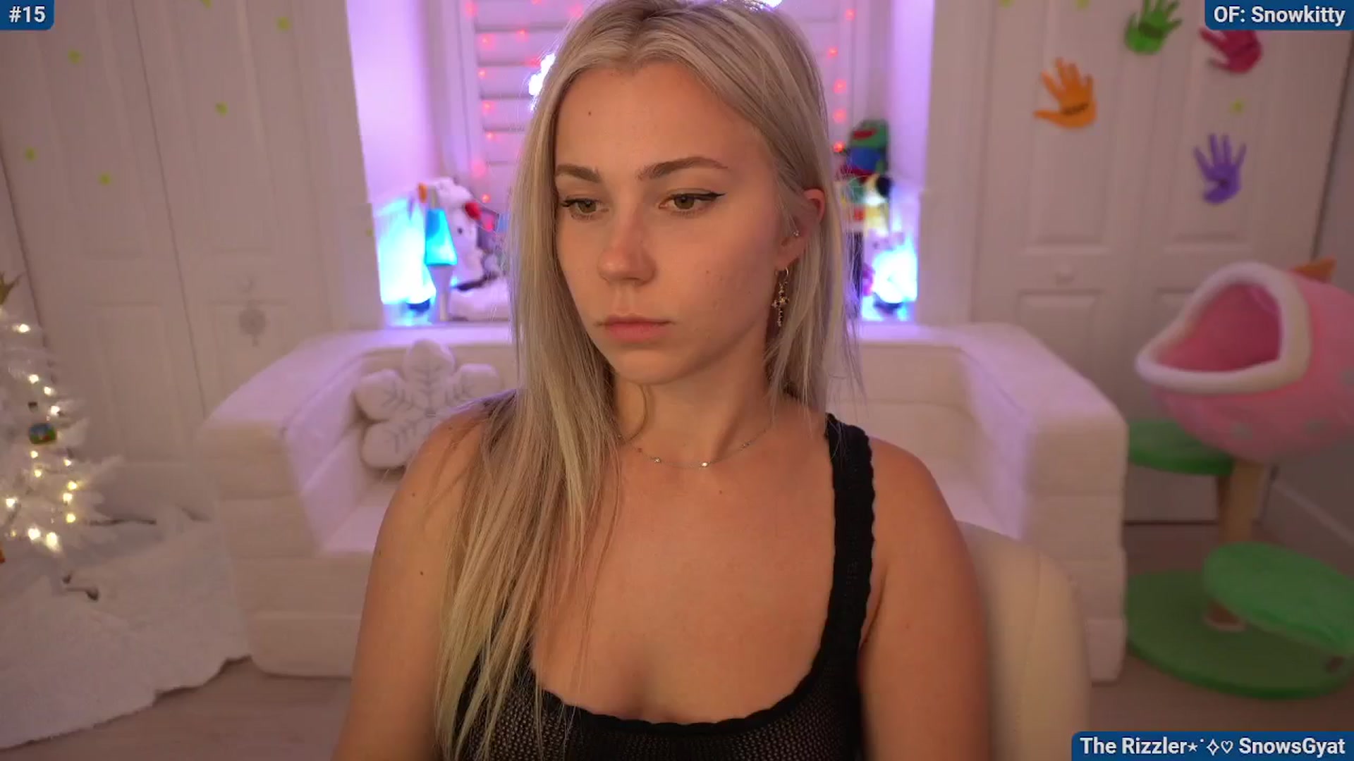 Gallery image thumbnail from Snowkitty's myfreecams stream on, 11/22/2024, 04:34 image 14 of 20