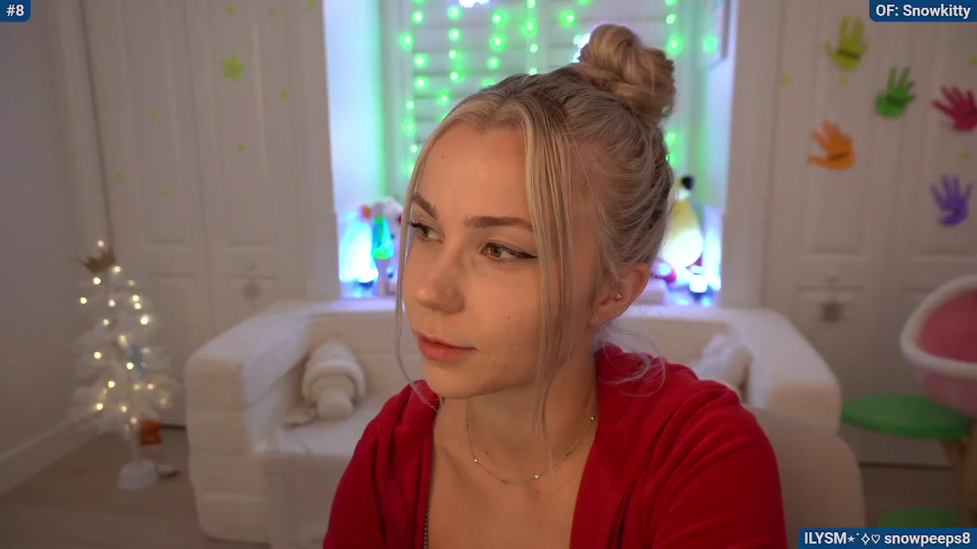 Gallery image thumbnail from Snowkitty's myfreecams stream on, 11/25/2024, 04:05 image 2 of 20