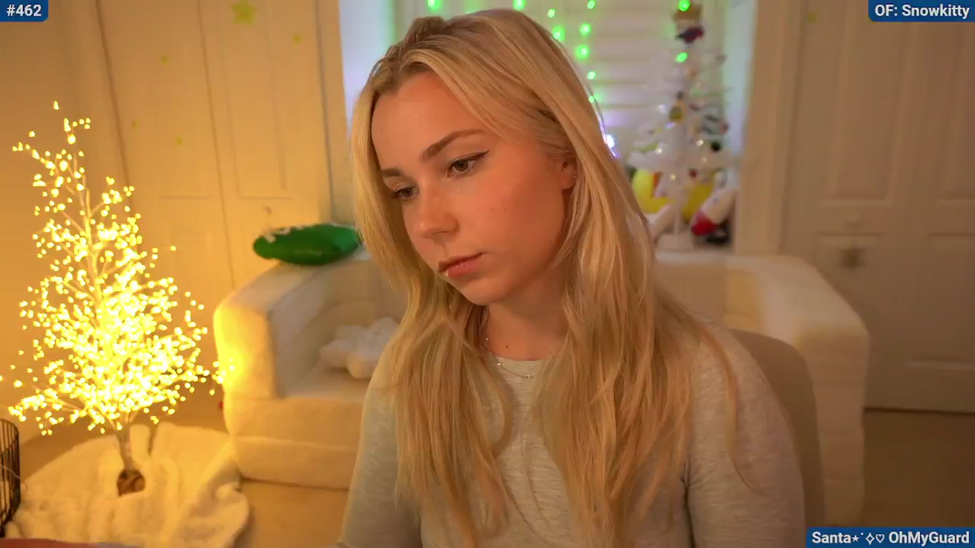 Gallery image thumbnail from Snowkitty's myfreecams stream on, 12/17/2024, 07:55 image 3 of 20