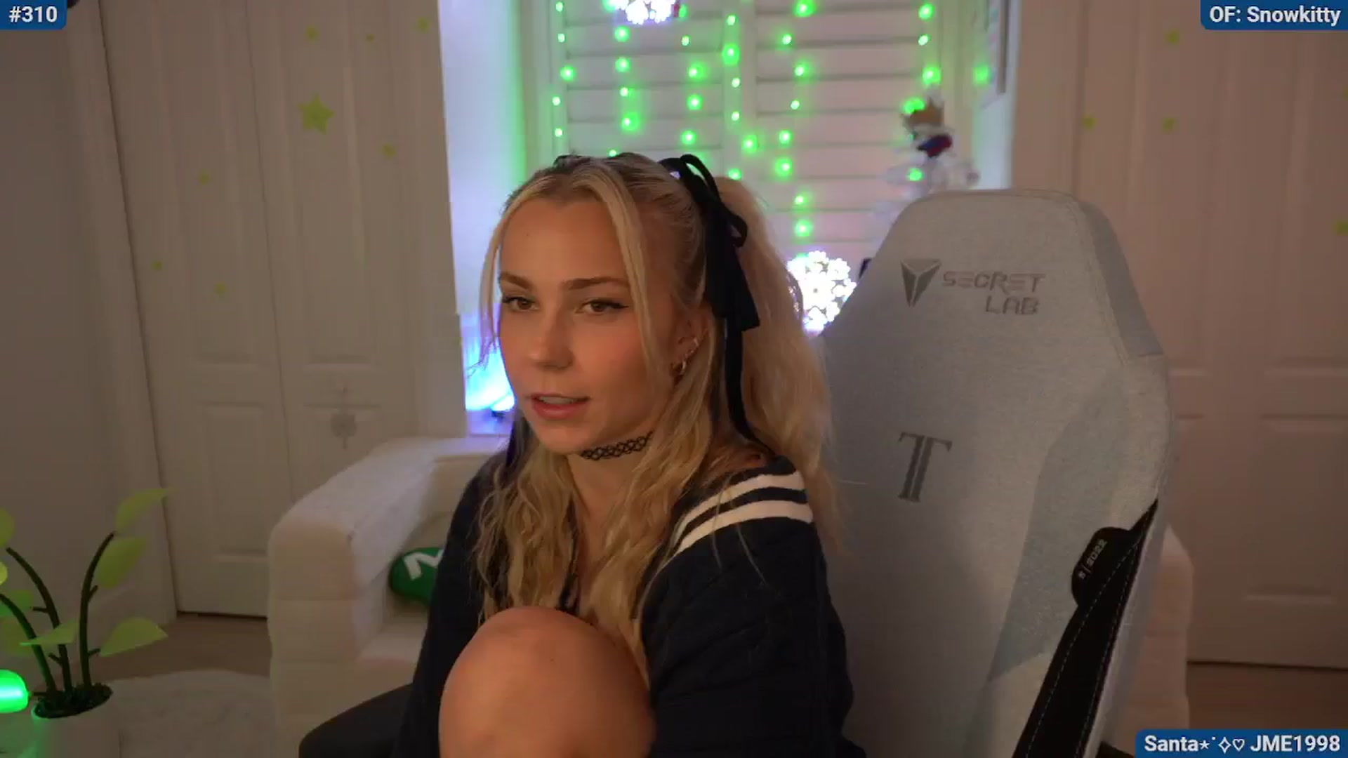 Gallery image thumbnail from Snowkitty's myfreecams stream on, 12/21/2024, 06:17 image 2 of 20