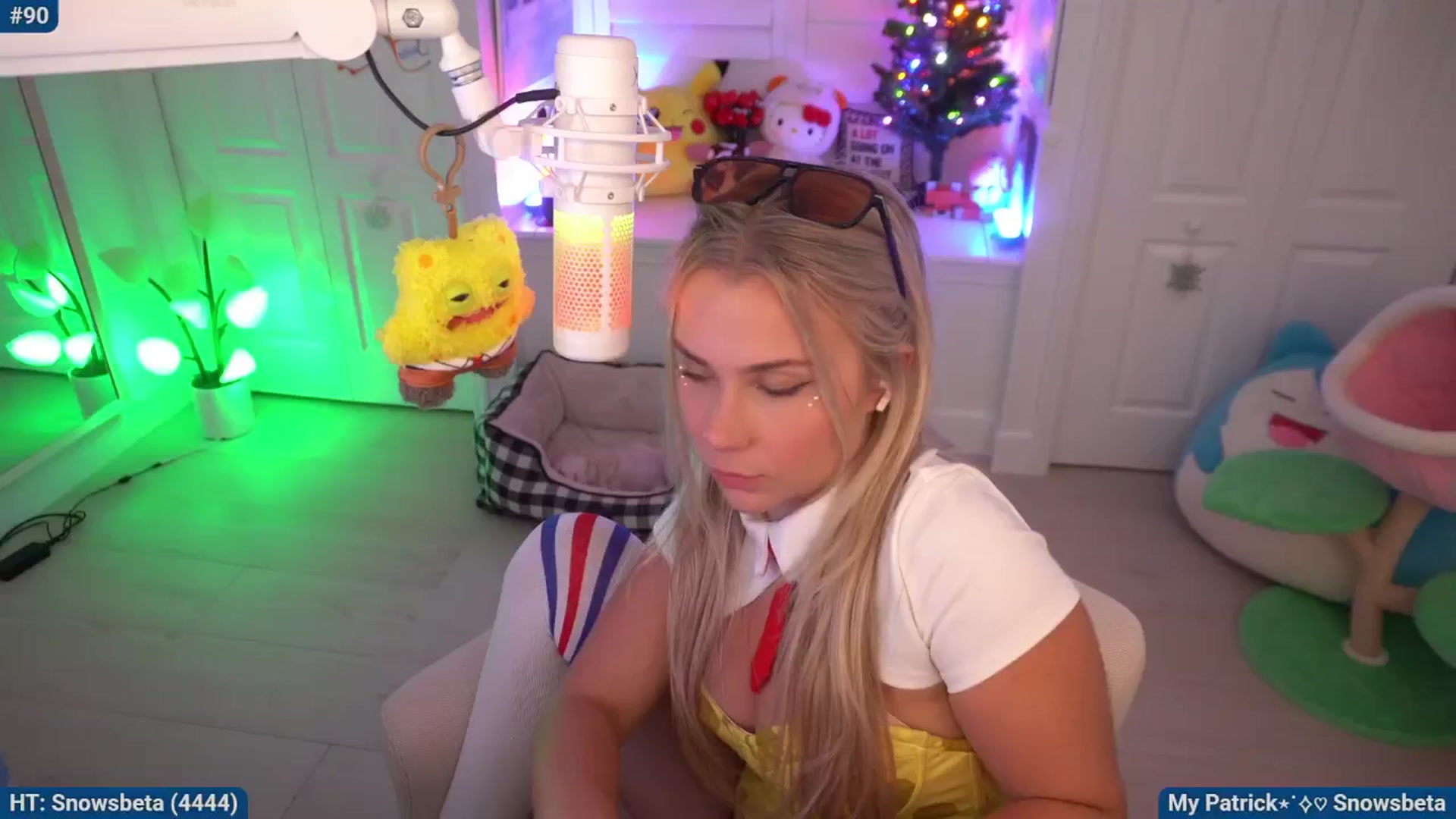 Gallery image thumbnail from Snowkitty's myfreecams stream on, 11/15/2025, 05:20 image 13 of 20
