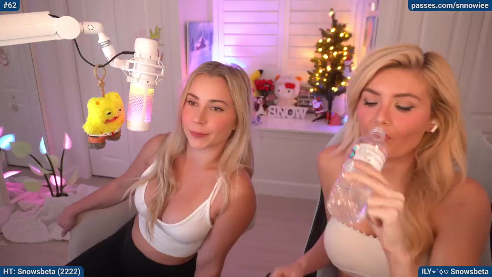Gallery image thumbnail from Snowkitty's myfreecams stream on, 11/21/2025, 04:31 image 2 of 20