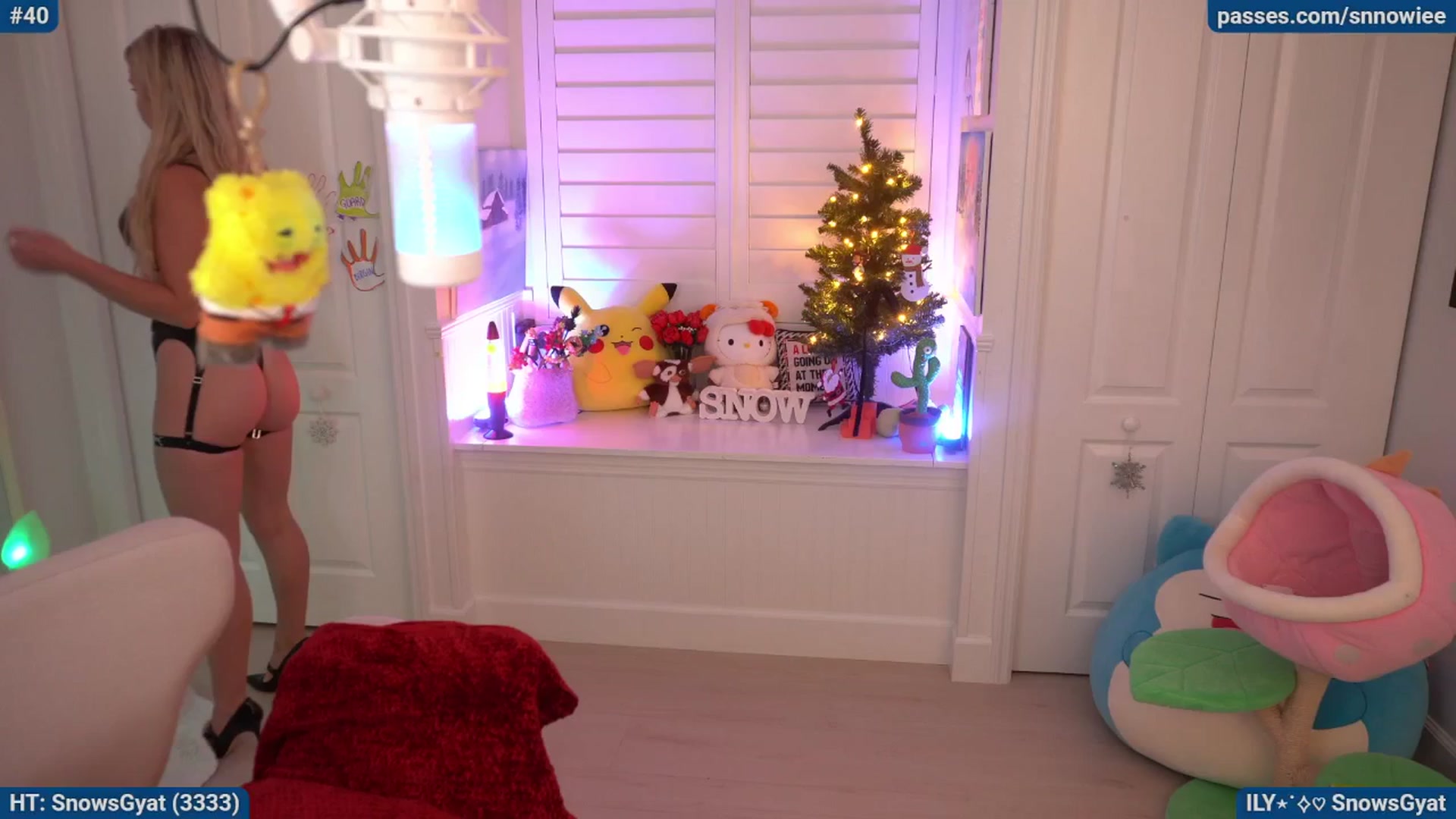Gallery image thumbnail from Snowkitty's myfreecams stream on, 11/23/2025, 04:26 image 4 of 20