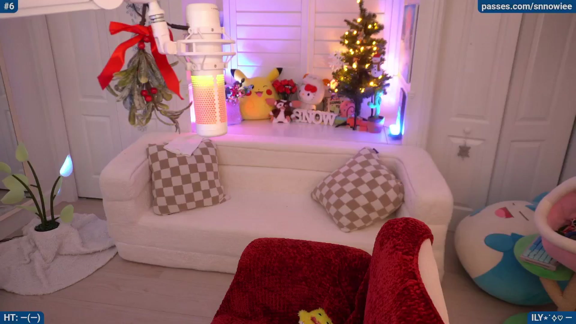 Gallery image thumbnail from Snowkitty's myfreecams stream on, 12/05/2025, 03:12 image 7 of 20