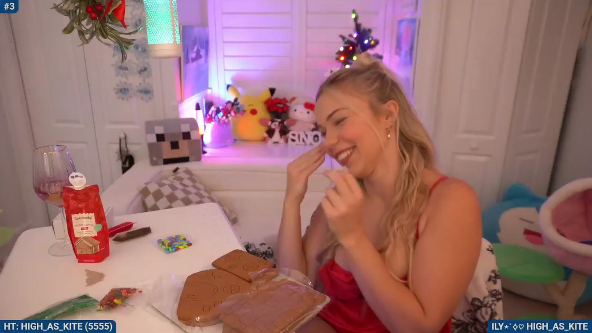Gallery image thumbnail from Snowkitty's myfreecams stream on, 12/11/2025, 05:07 image 2 of 20