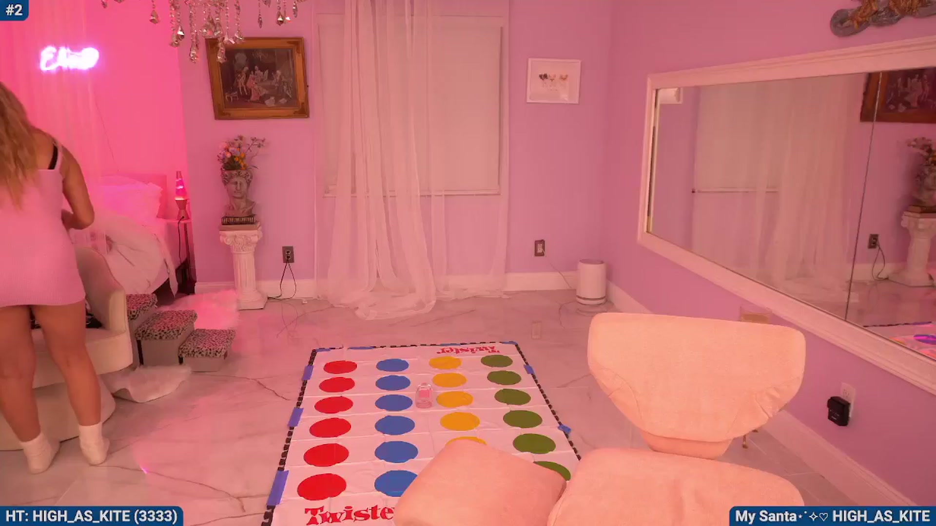 Gallery image thumbnail from Snowkitty's myfreecams stream on, 12/18/2025, 04:37 image 9 of 20