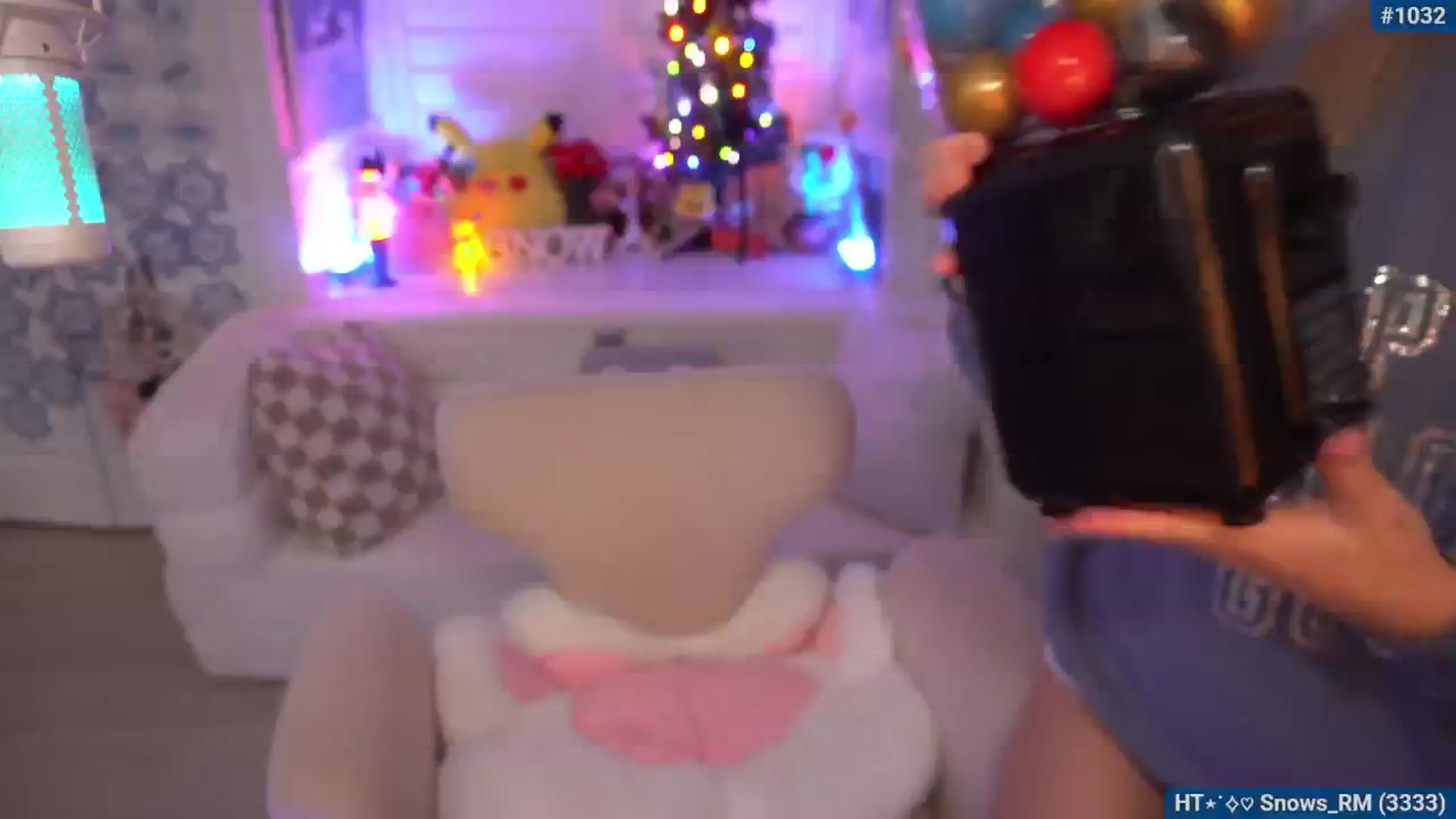 Gallery image thumbnail from Snowkitty's myfreecams stream on, 01/08/2026, 05:27 image 8 of 20