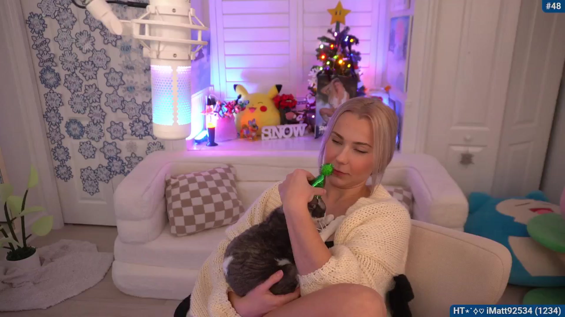Gallery image thumbnail from Snowkitty's myfreecams stream on, 01/21/2026, 04:00 image 11 of 20