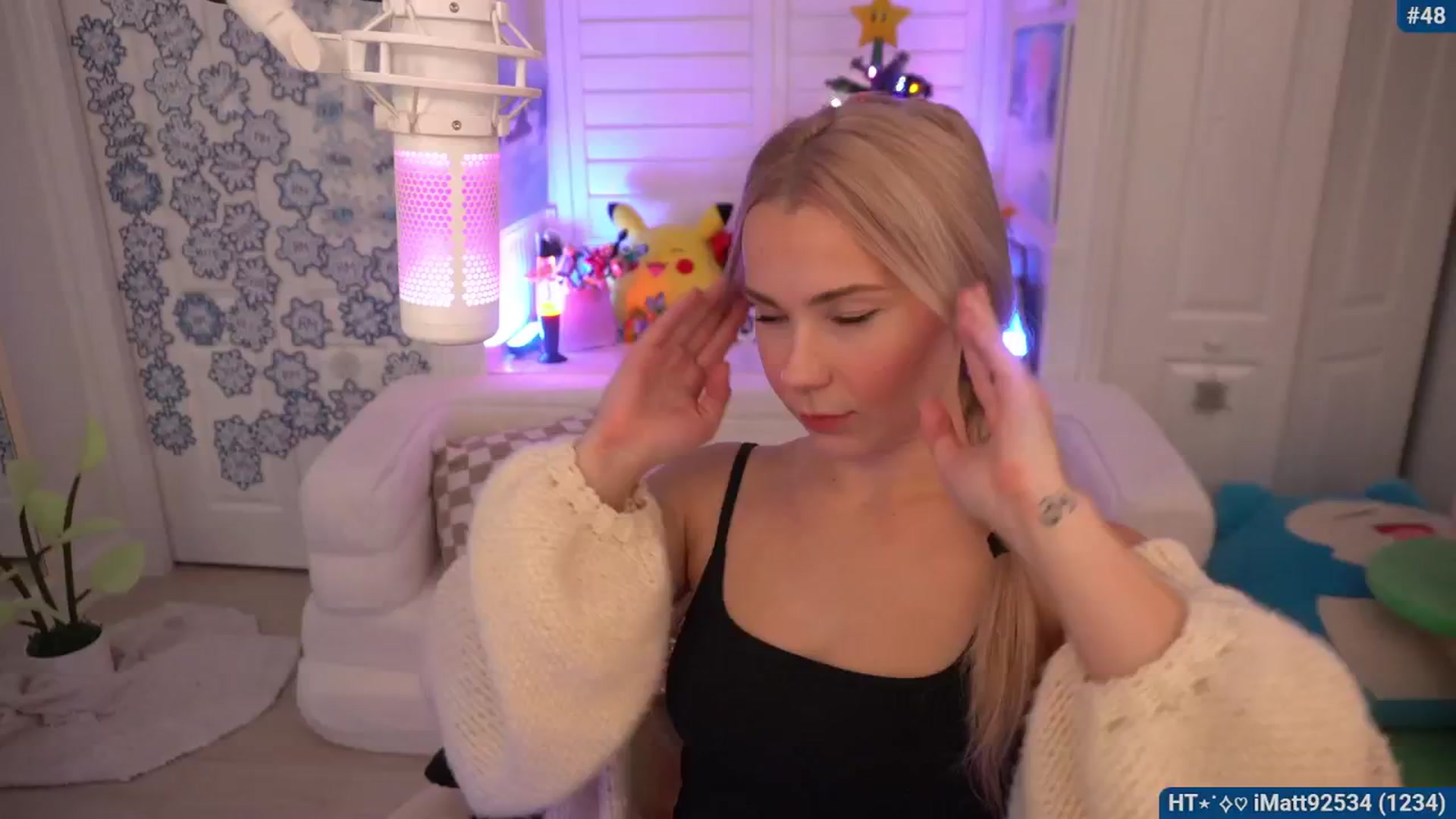 Gallery image thumbnail from Snowkitty's myfreecams stream on, 01/21/2026, 04:00 image 12 of 20