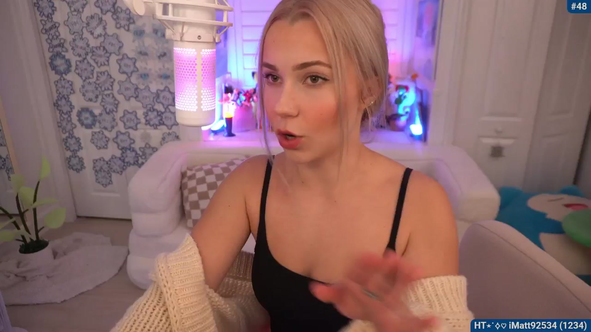 Gallery image thumbnail from Snowkitty's myfreecams stream on, 01/21/2026, 04:00 image 7 of 20