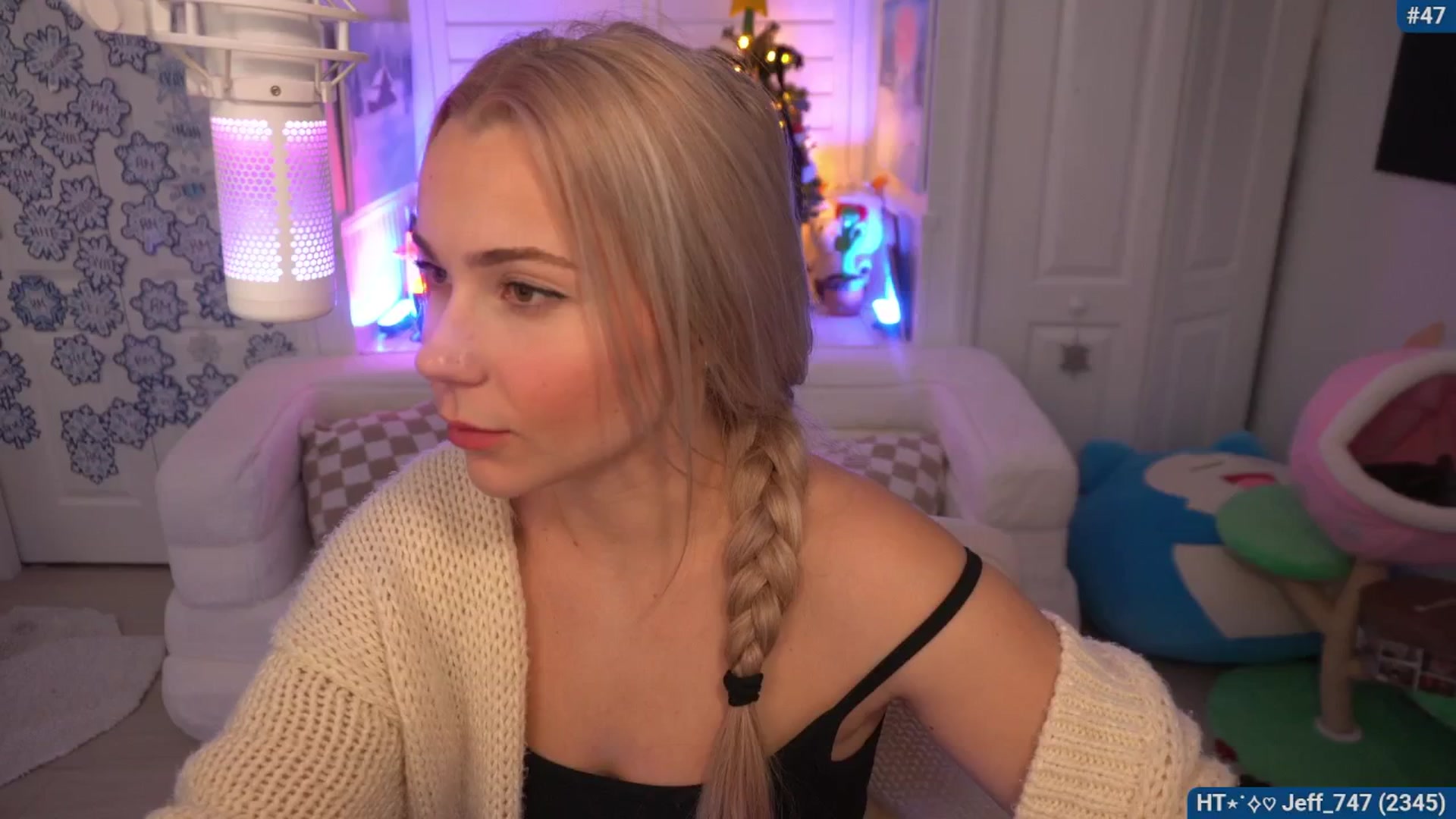 Gallery image thumbnail from Snowkitty's myfreecams stream on, 01/21/2026, 04:44 image 1 of 20