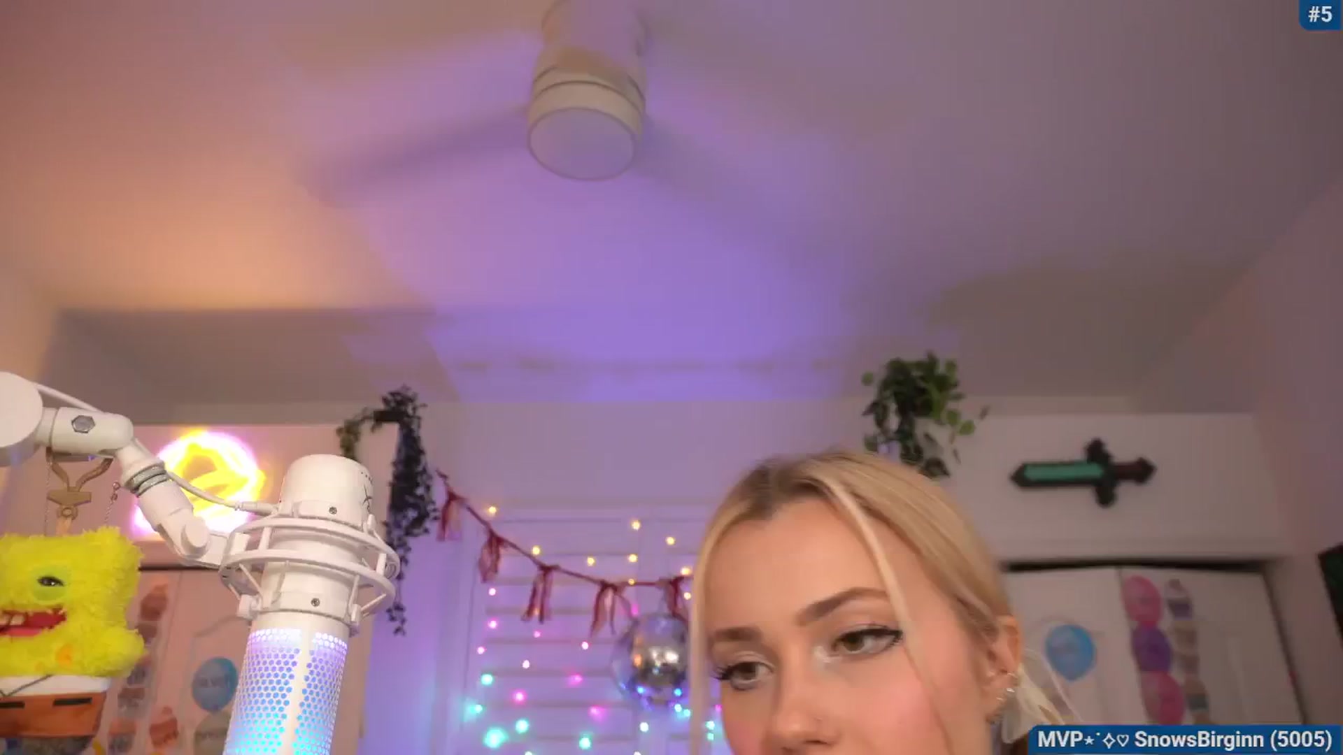Gallery image thumbnail from Snowkitty's myfreecams stream on, 02/28/2026, 04:52 image 13 of 20