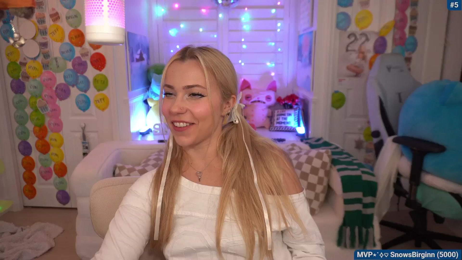 Gallery image thumbnail from Snowkitty's myfreecams stream on, 02/28/2026, 04:52 image 12 of 20