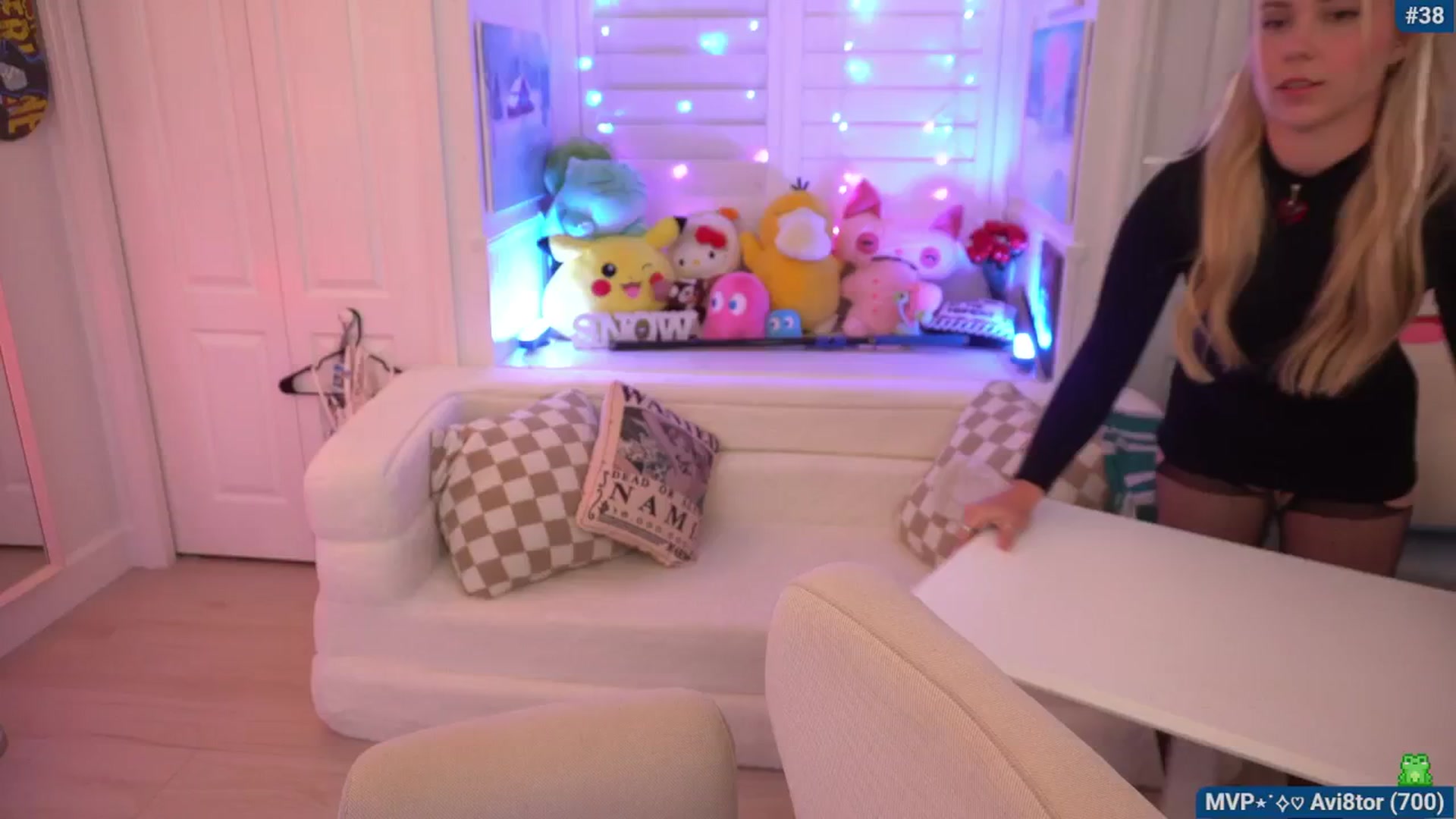 Gallery image thumbnail from Snowkitty's myfreecams stream on, 04/26/2026, 05:03 image 3 of 20