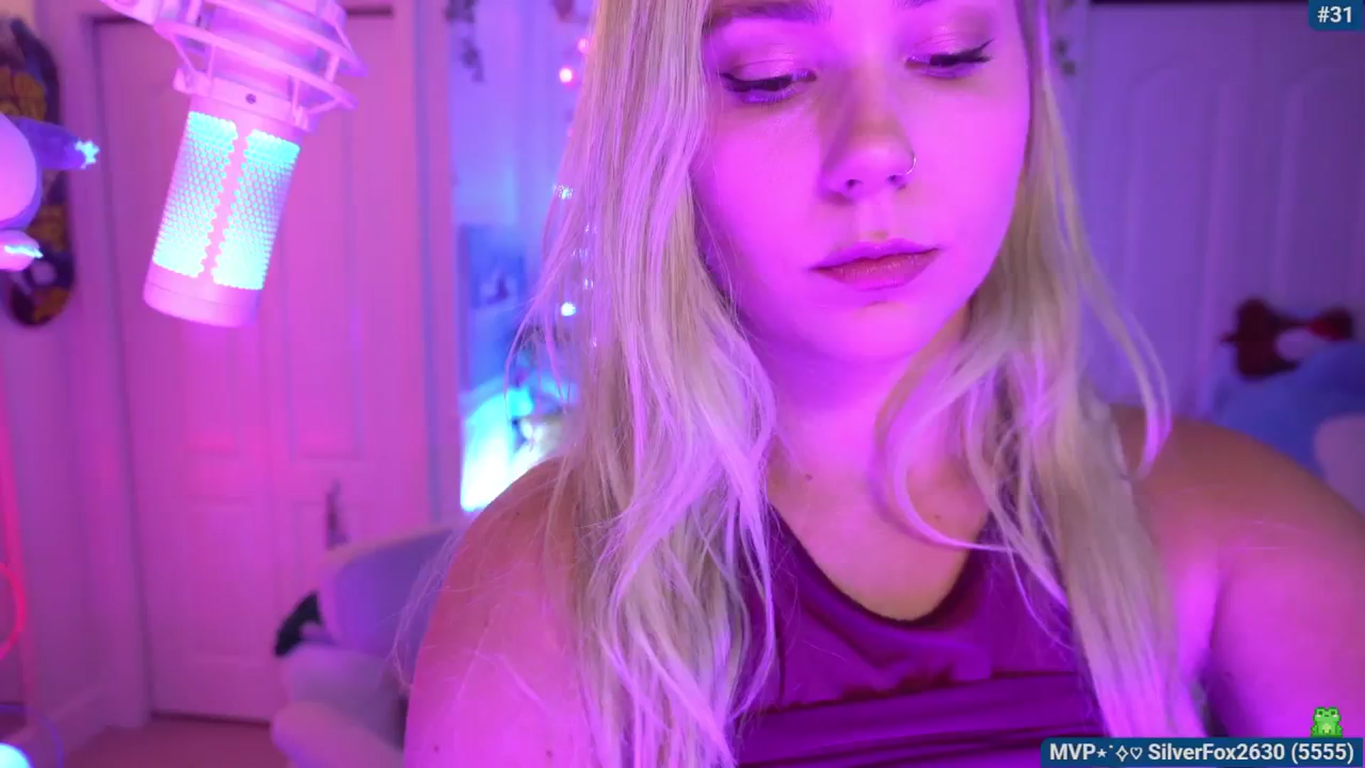 Gallery image thumbnail from Snowkitty's myfreecams stream on, 05/01/2026, 03:28 image 1 of 20