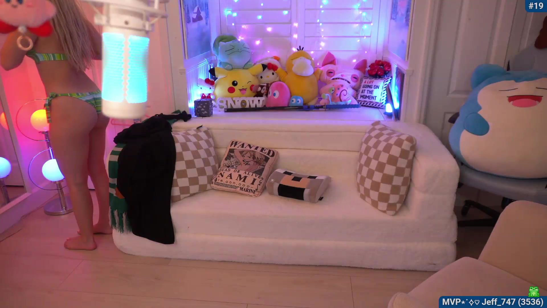 Gallery image thumbnail from Snowkitty's myfreecams stream on, 05/15/2026, 02:44 image 11 of 20