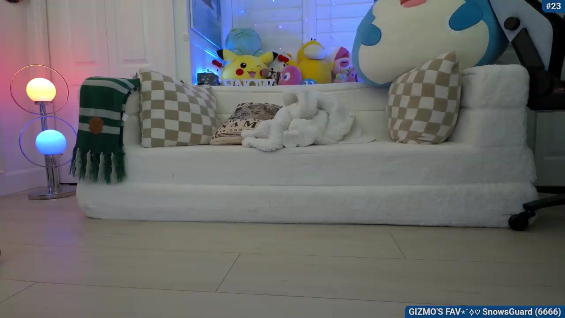 Gallery image thumbnail from Snowkitty's myfreecams stream on, 05/17/2026, 04:22 image 9 of 20
