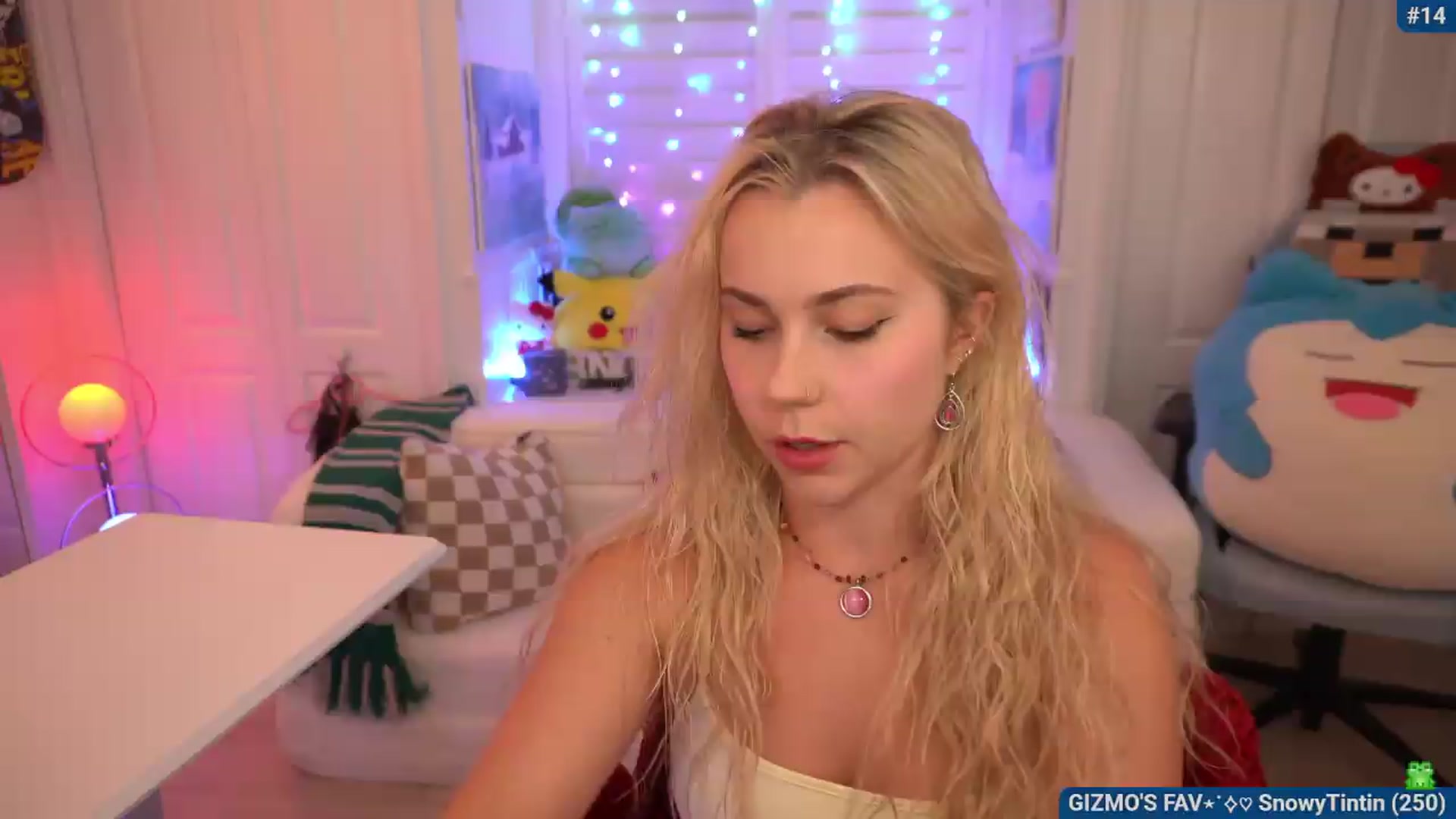 Gallery image thumbnail from Snowkitty's myfreecams stream on, 05/20/2026, 02:47 image 7 of 20
