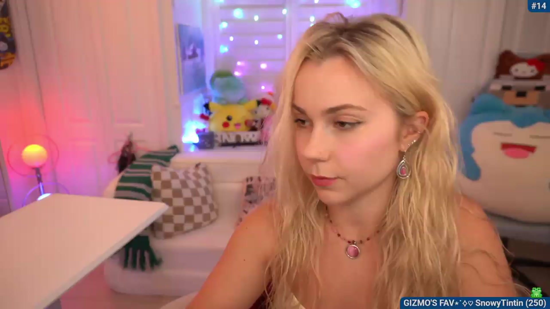 Gallery image thumbnail from Snowkitty's myfreecams stream on, 05/20/2026, 02:47 image 1 of 20