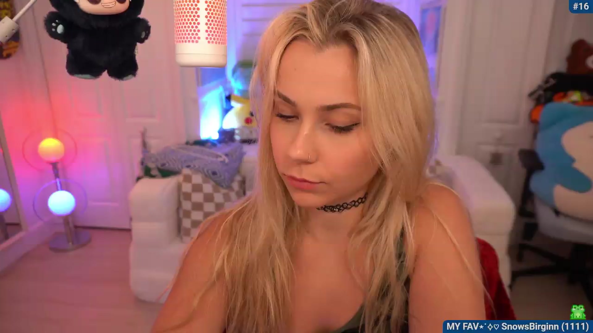 Gallery image thumbnail from Snowkitty's myfreecams stream on, 05/28/2026, 02:44 image 4 of 20