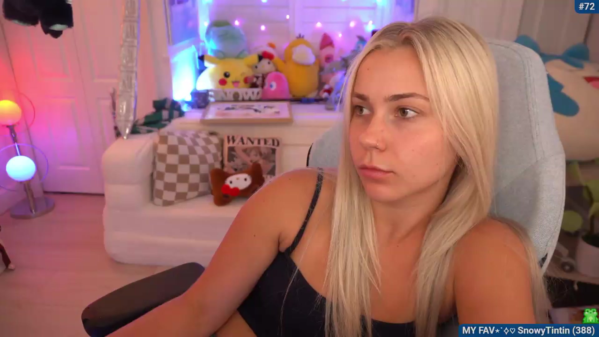 Gallery image thumbnail from Snowkitty's myfreecams stream on, 07/11/2026, 02:19 image 8 of 20