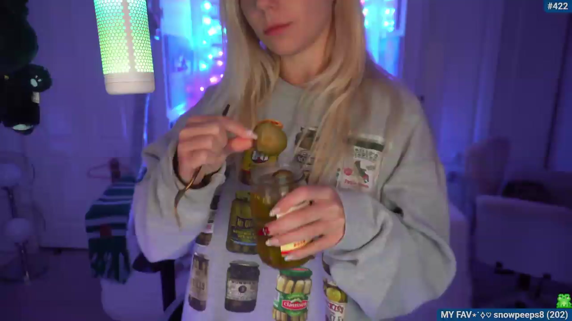 Gallery image thumbnail from Snowkitty's myfreecams stream on, 08/09/2026, 02:31 image 15 of 20