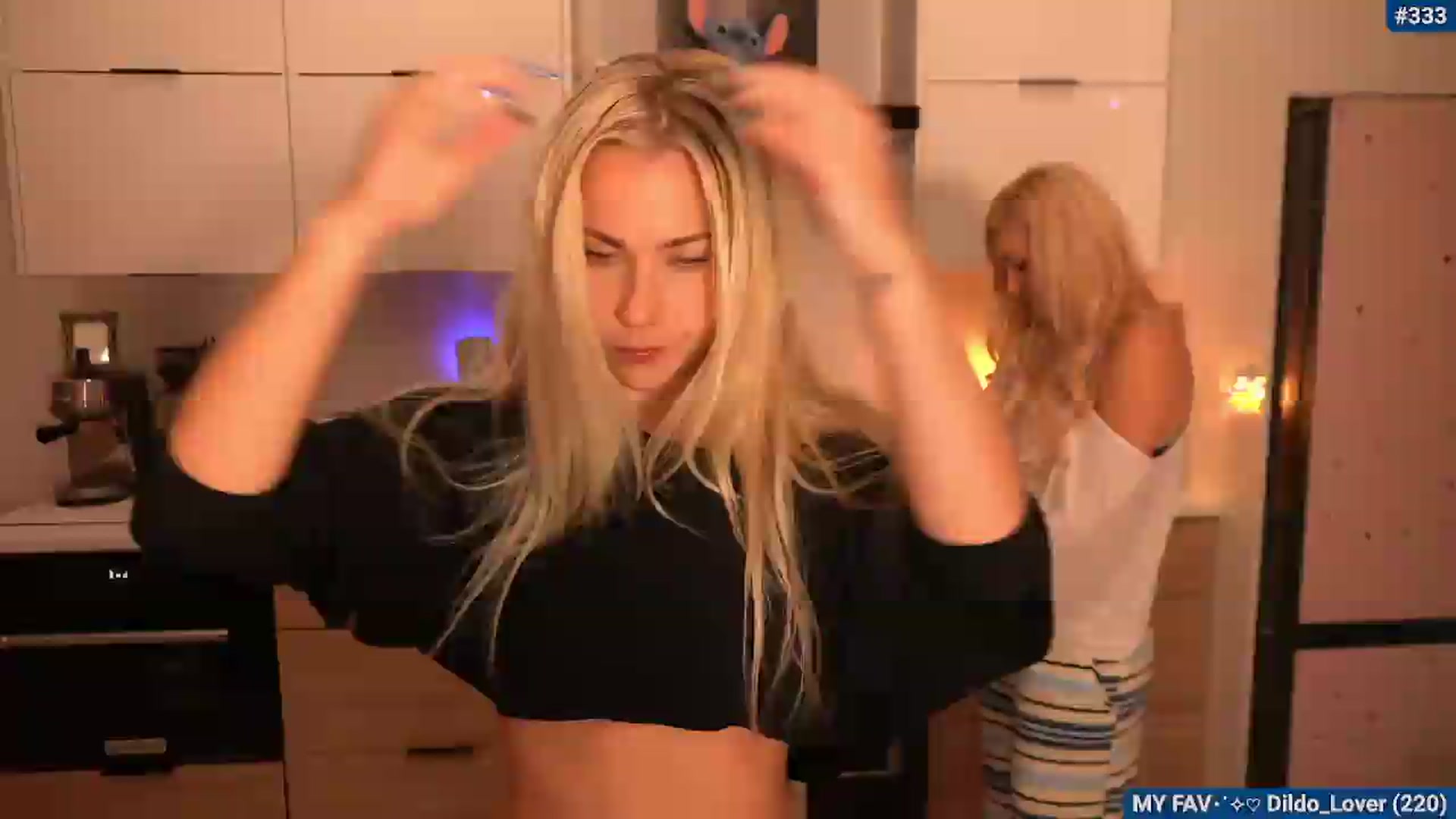 Gallery image thumbnail from Snowkitty's myfreecams stream on, 09/14/2026, 04:08 image 4 of 20